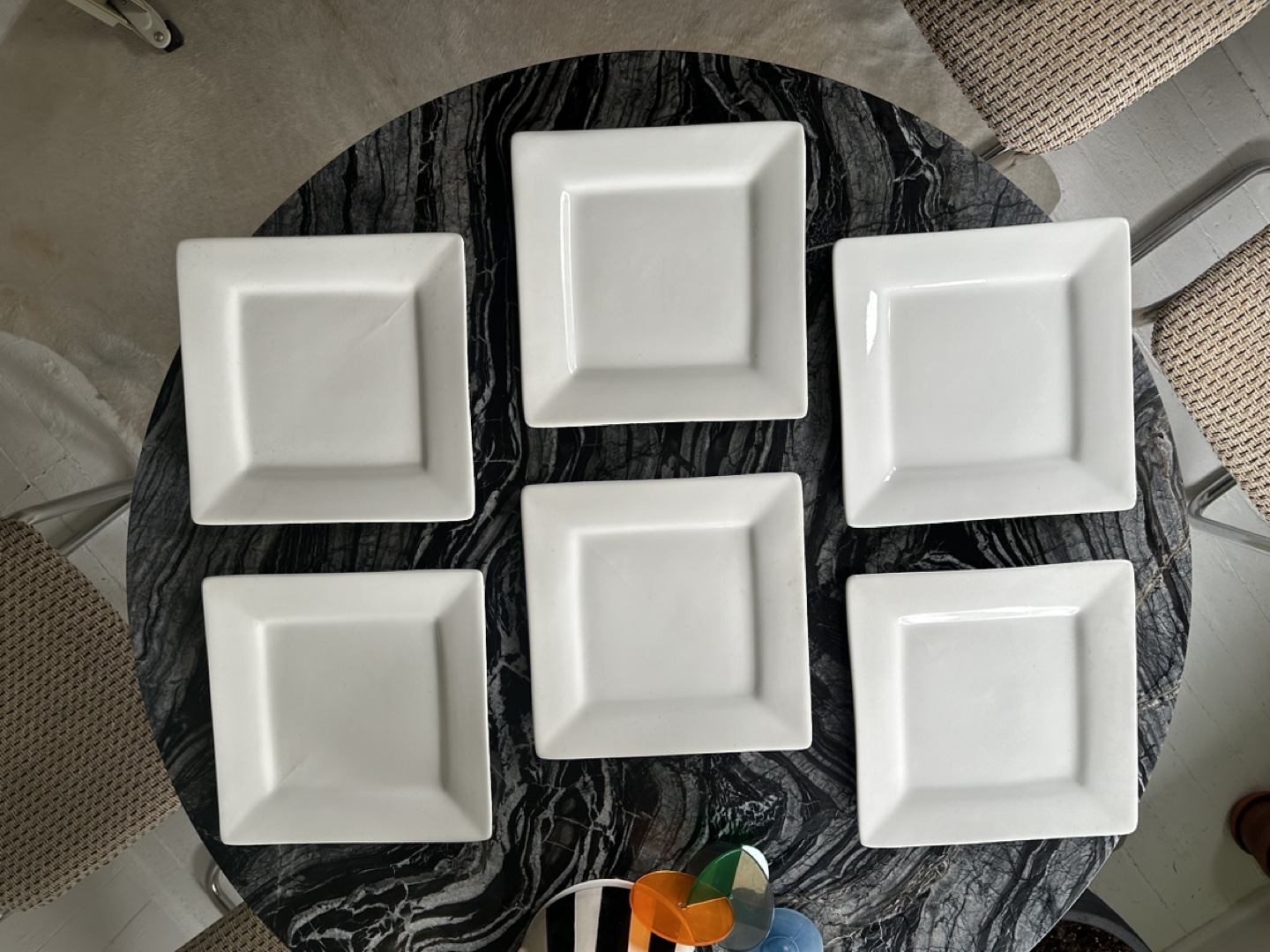 6 Square Dinner Plates #freecycle - photo 3