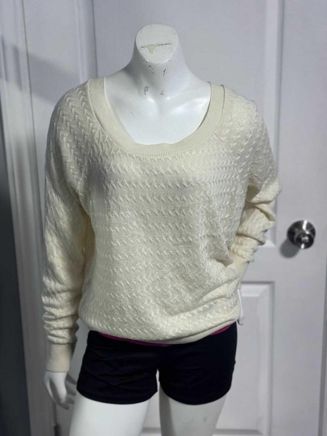 Knitted Sweatshirt (Medium)
