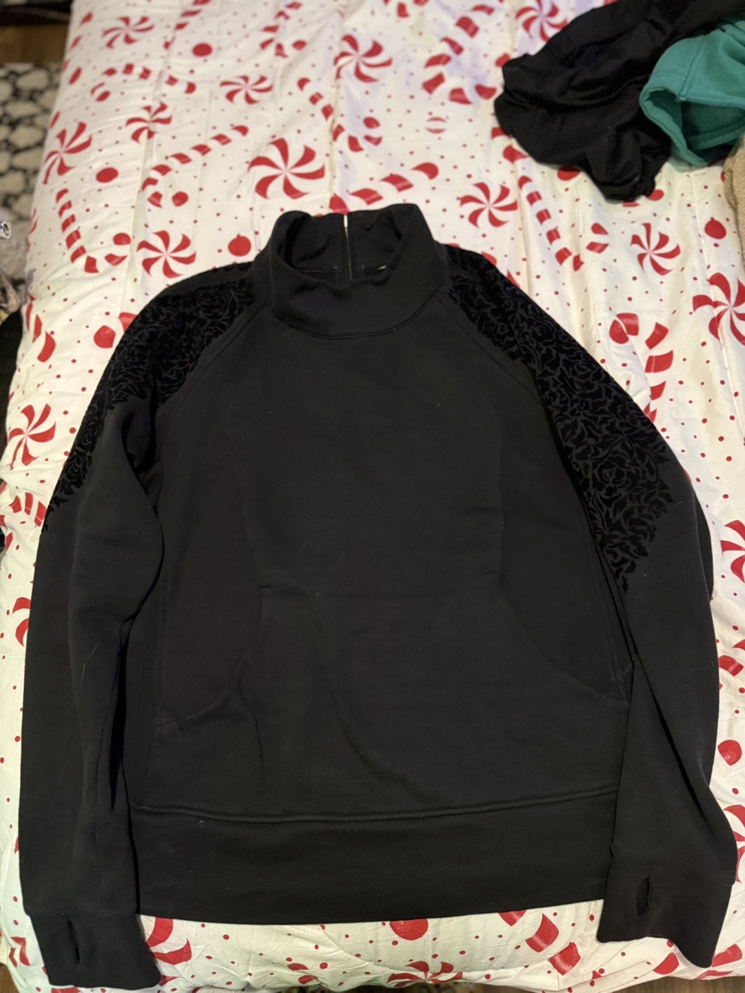 Lululemon Black Velvet Detailed Long Sleeve Top
