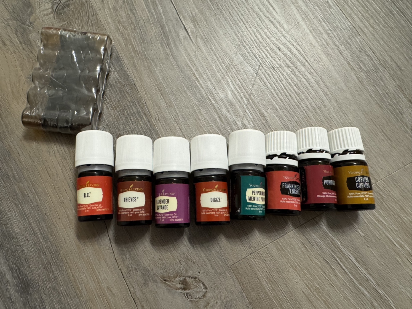 Young Living Diffuser and Essential Oils - photo 2