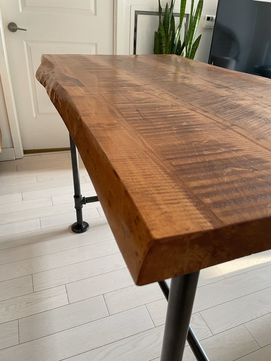 Live Edge Wood High-Table with Black Pipe Legs - photo 5