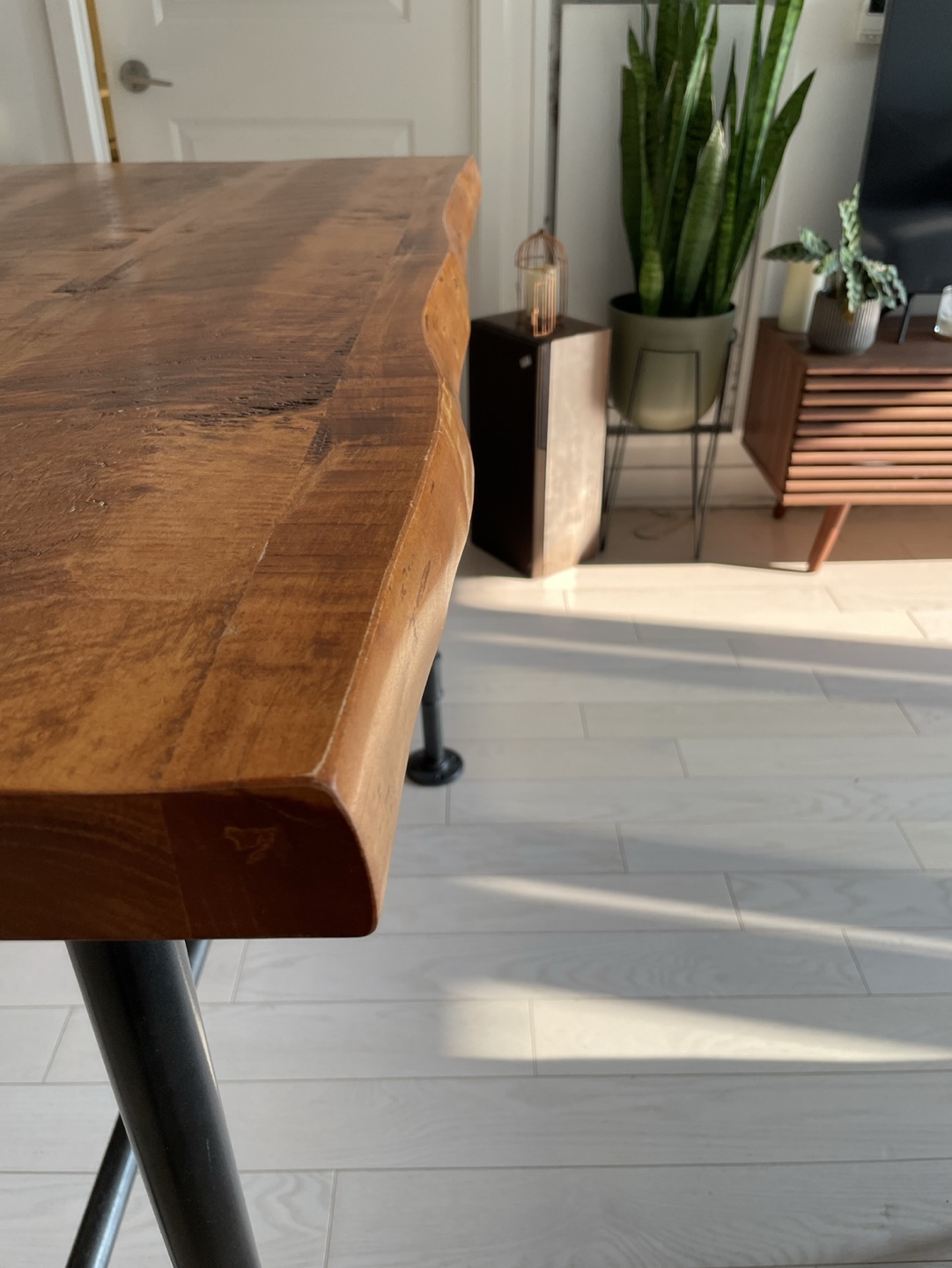 Live Edge Wood High-Table with Black Pipe Legs - photo 4