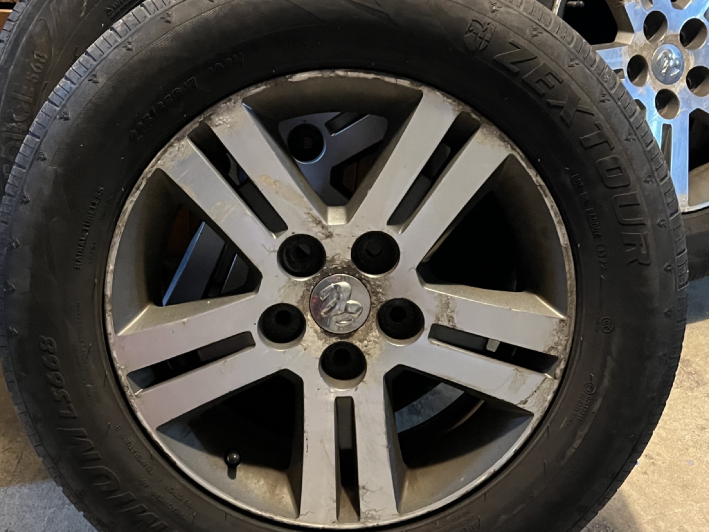 Set of 4 Dodge Ram 1500 Wheels and Tires - photo 2