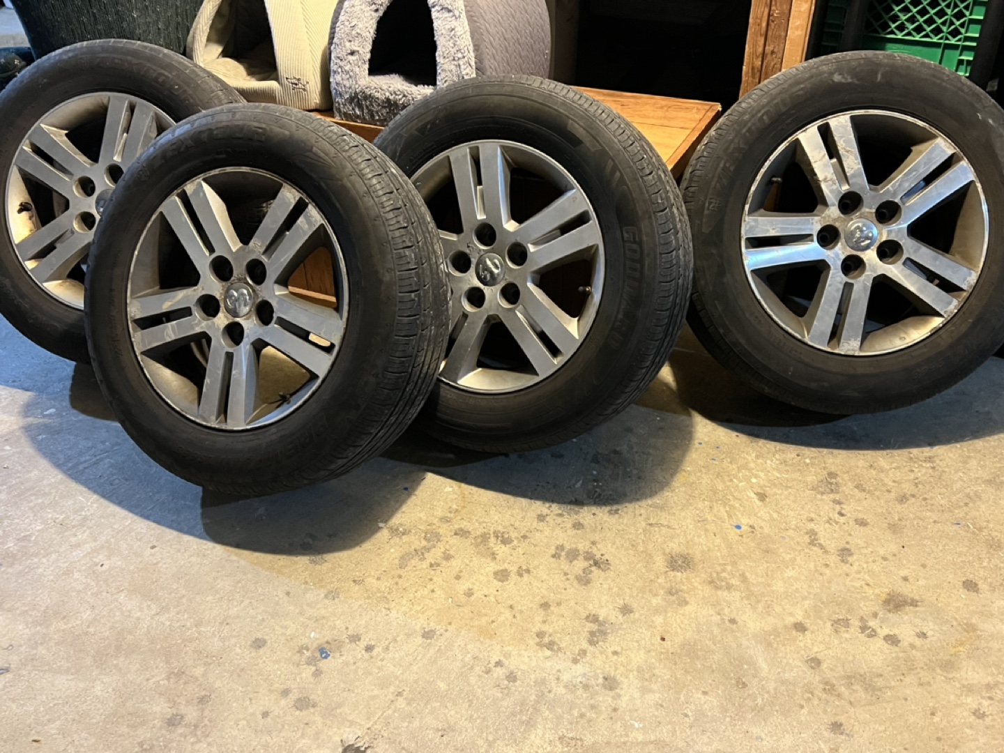 Set of 4 Dodge Ram 1500 Wheels and Tires - photo 5