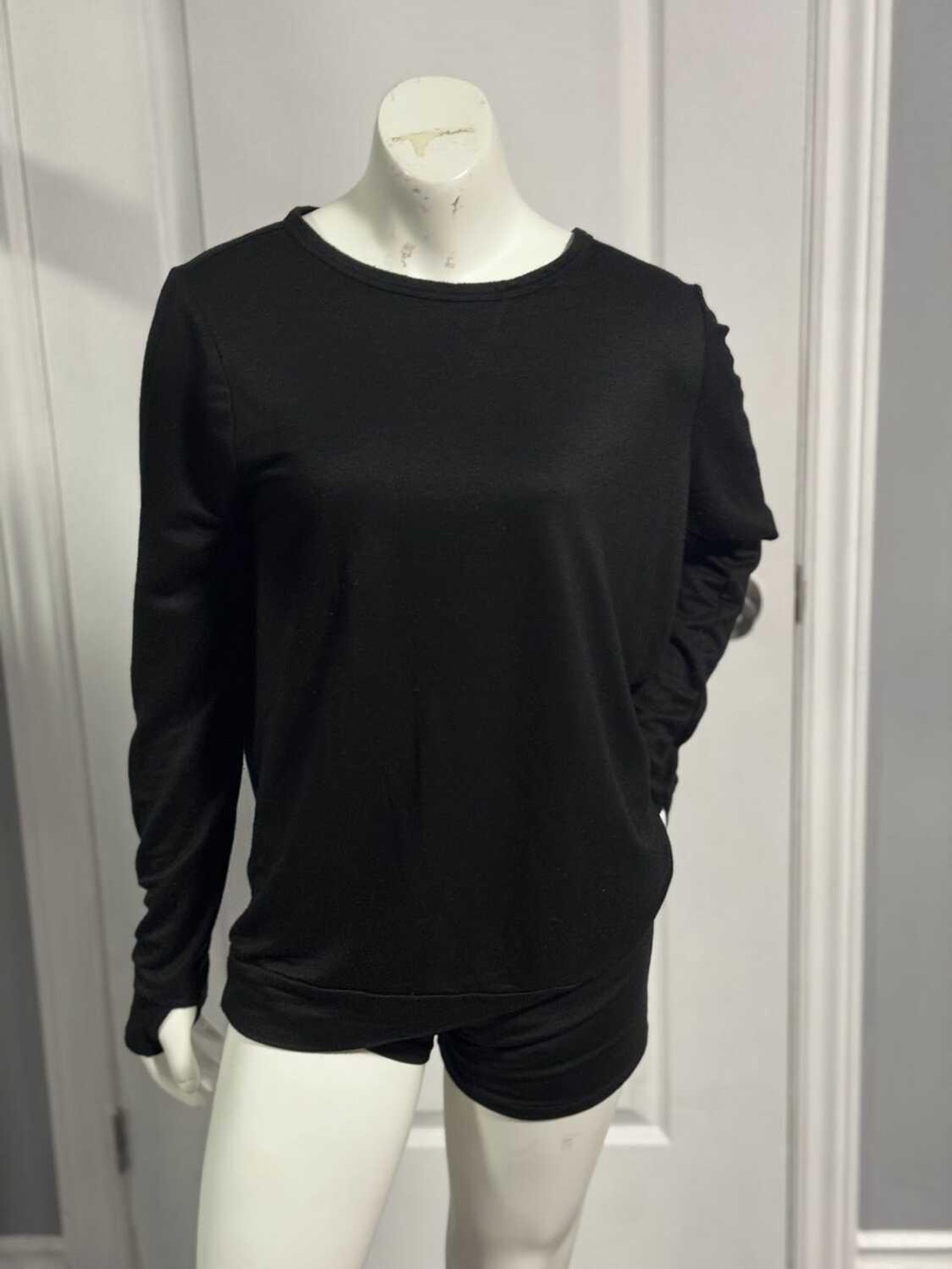 Black Open Back Long Sleeve Top (Medium) - photo 4
