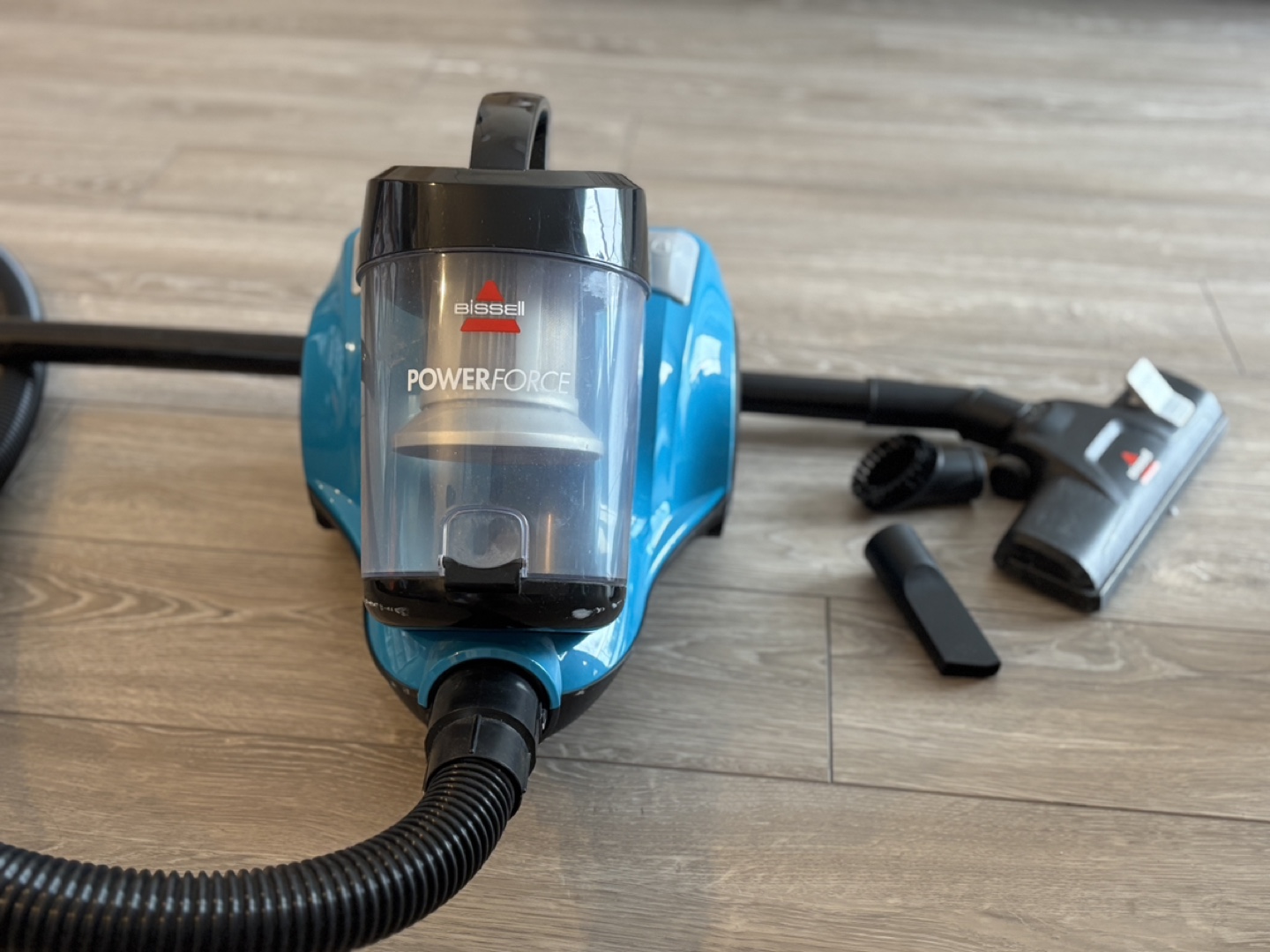 Bissell PowerForce Compact Vacuum Cleaner - photo 3
