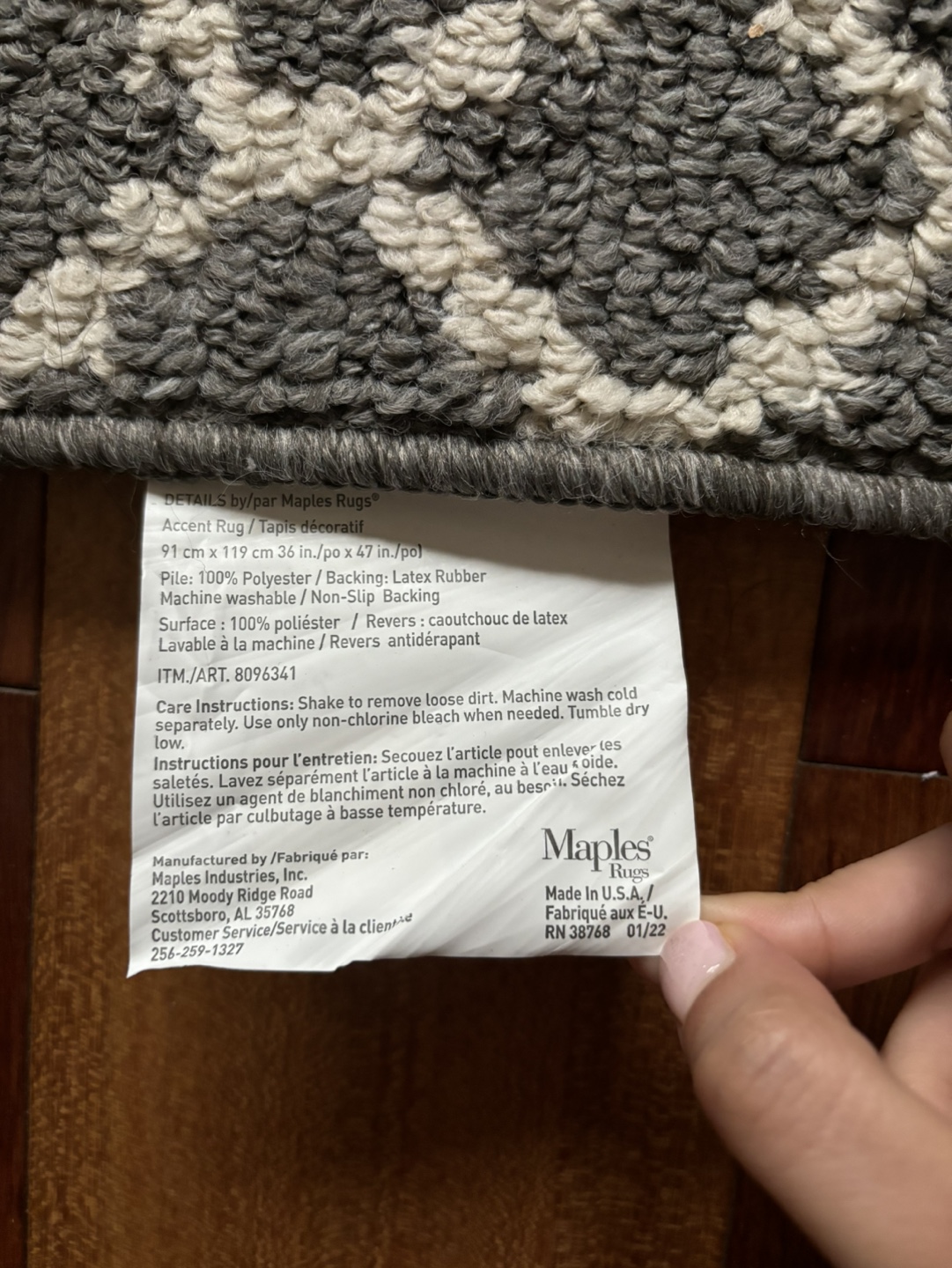 Gray and White area Rug - photo 2