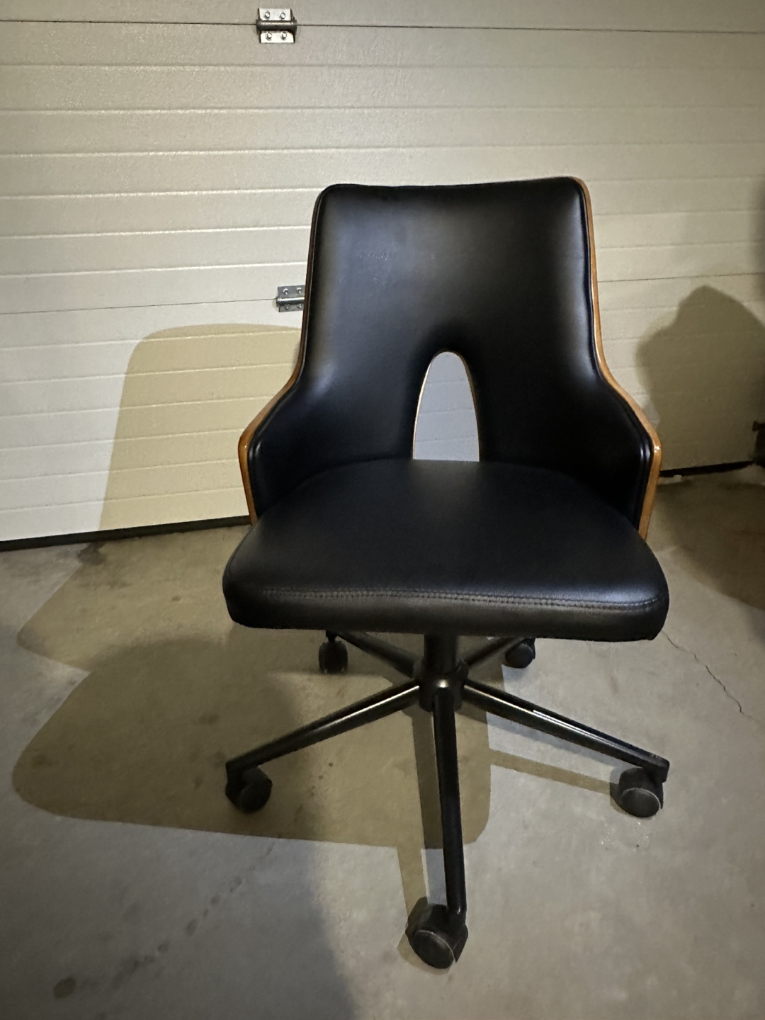 Black Office Chair with Wooden Back - photo 2