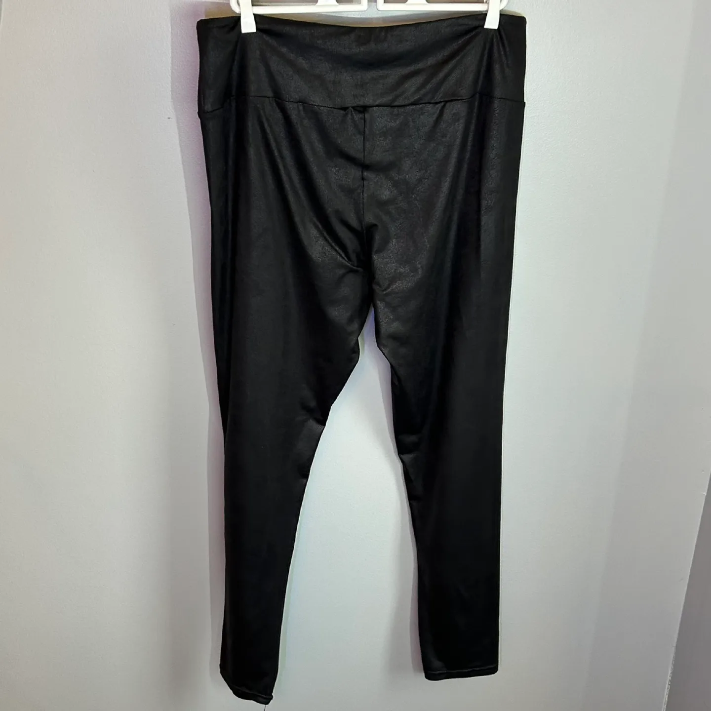 Lily Morgan Coated Faux Leather Leggings Womens Size L image indicator(3)