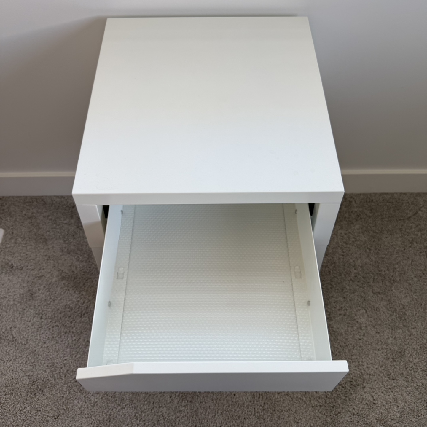 IKEA *discontinued* white bedside table - photo 5