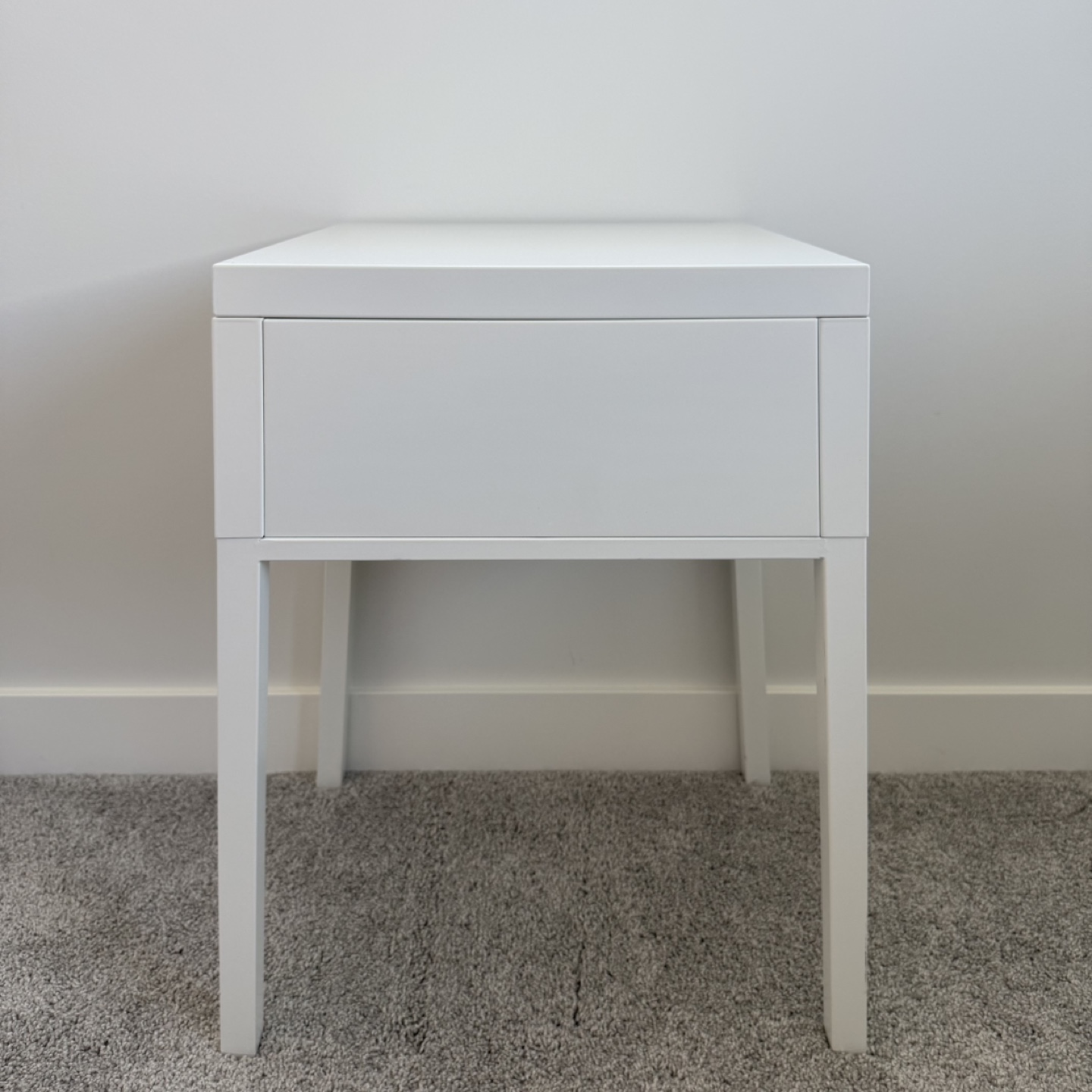 IKEA *discontinued* white bedside table - photo 3