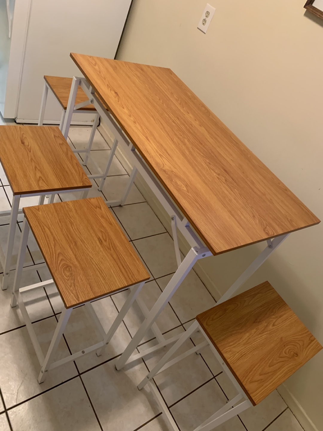 Kitchen Table and Stool Set - photo 4