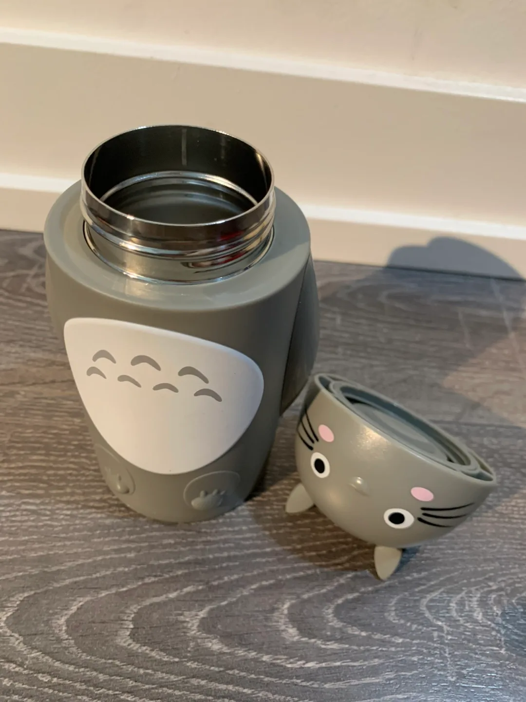 Totoro Water Bottle image indicator(3)