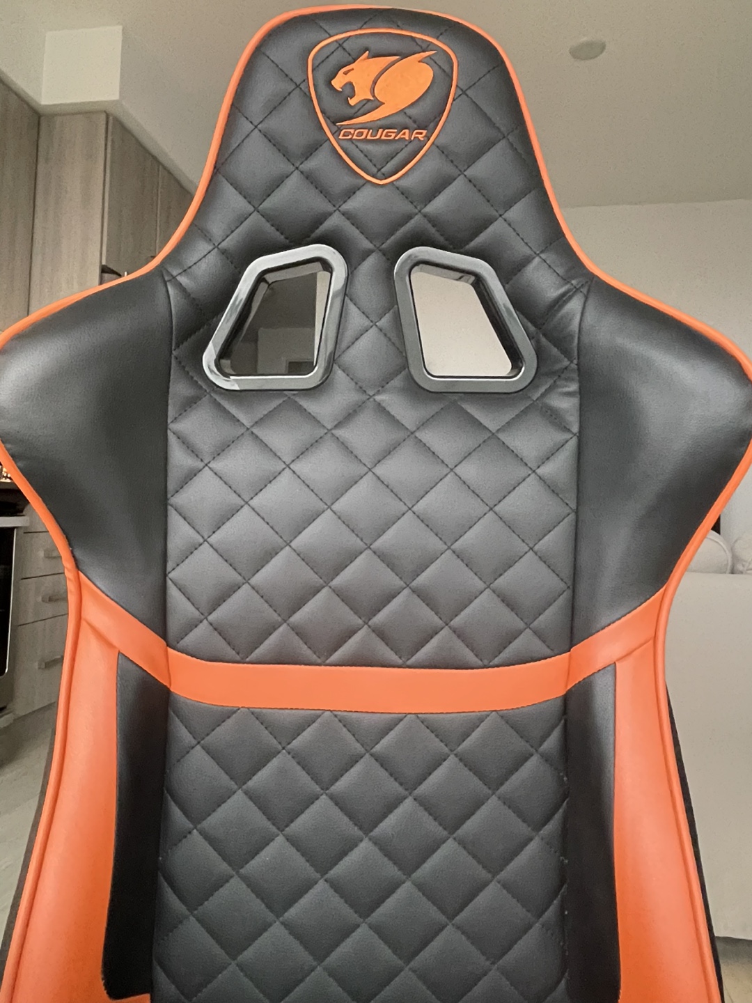 COUGAR Gaming Chair - Great Condition - photo 2