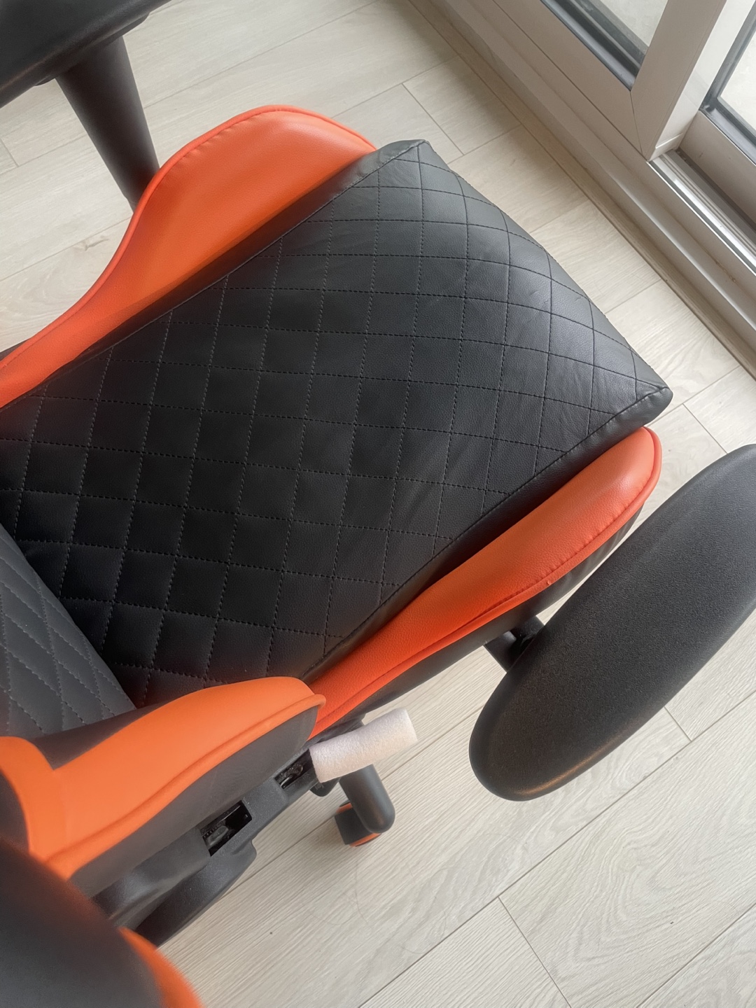 COUGAR Gaming Chair - Great Condition - photo 4