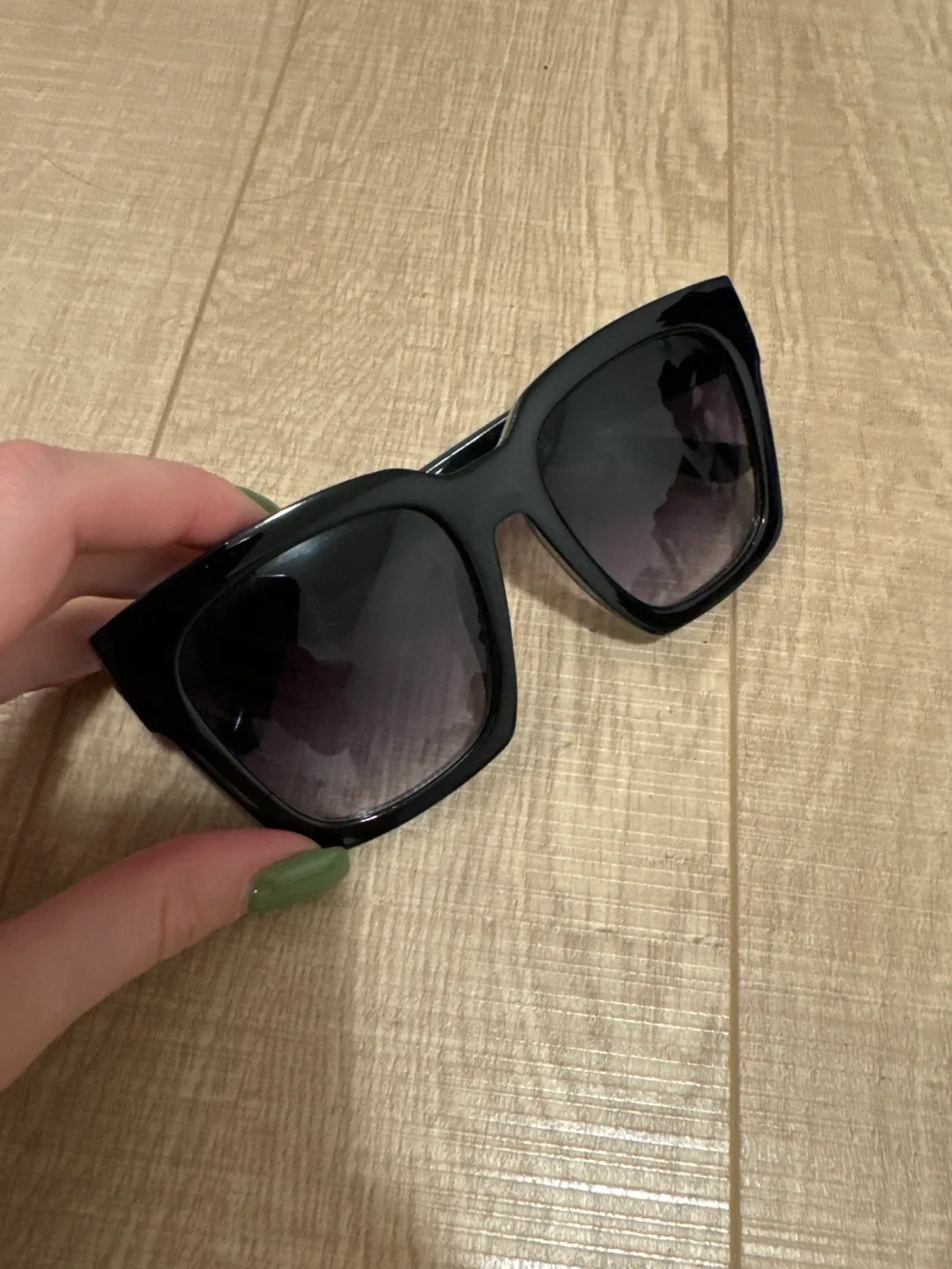 Black Square Sunglasses thumbnail