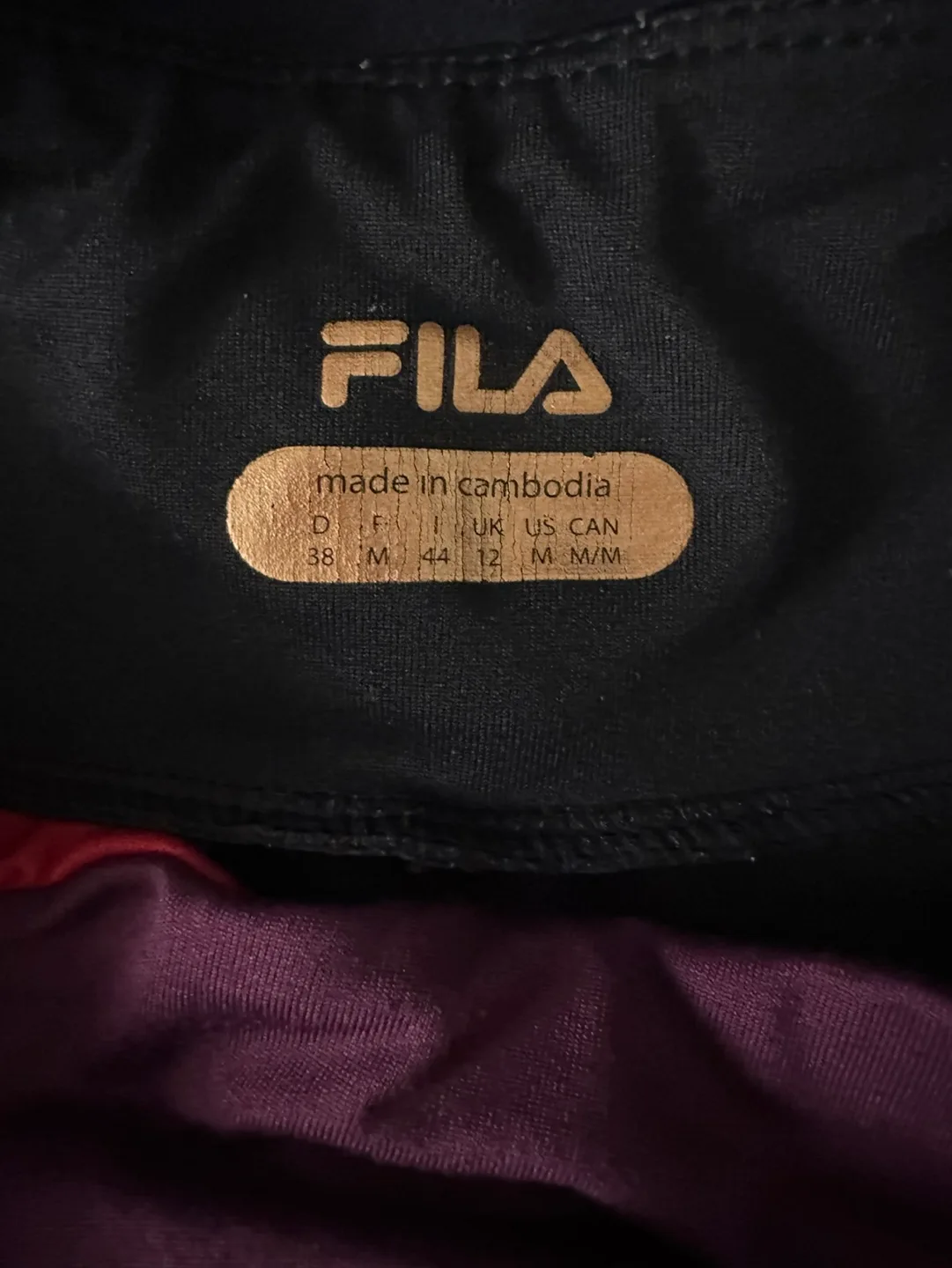 Workout crop leggings image indicator(4)