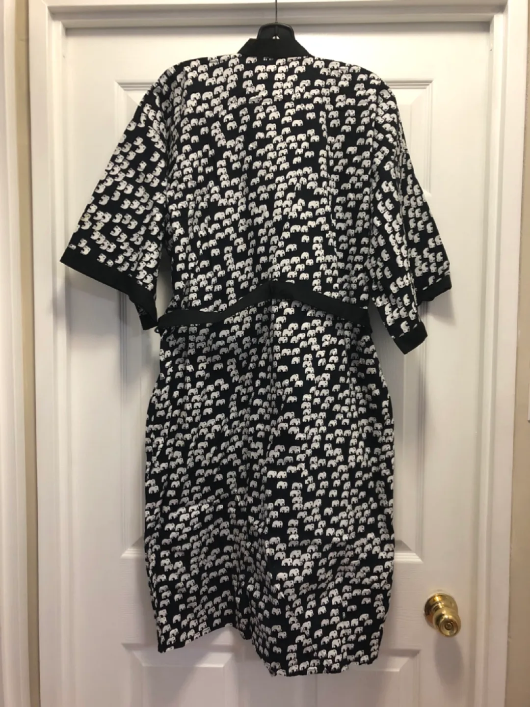 Elephant Print Robe with Matching Slippers image indicator(3)