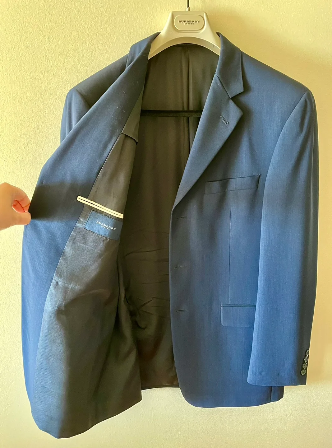 BURBERRY LONDON 3 BUTTON SUPERFINE WOOL BLAZER SPORT COAT JACKET image indicator(2)