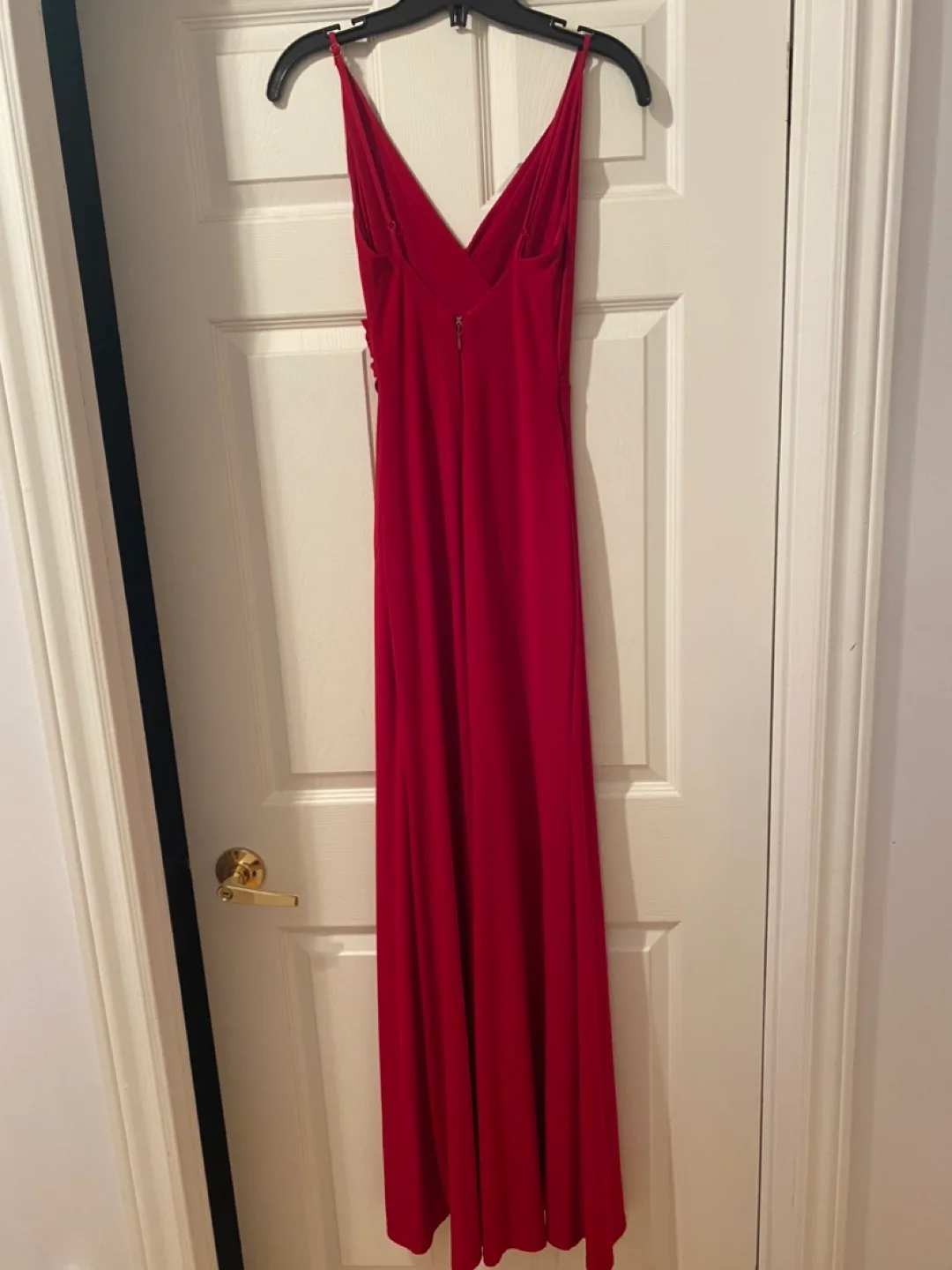 Stunning “Le Chateau” Red Formal Dress! image indicator(3)