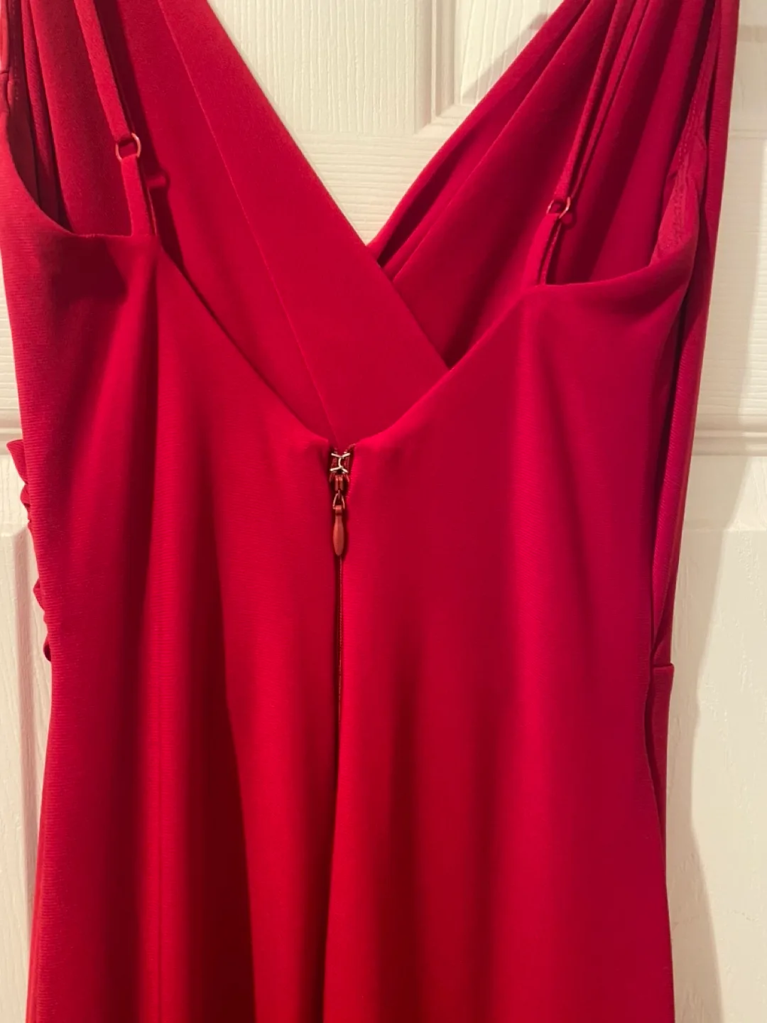 Stunning “Le Chateau” Red Formal Dress! image indicator(2)