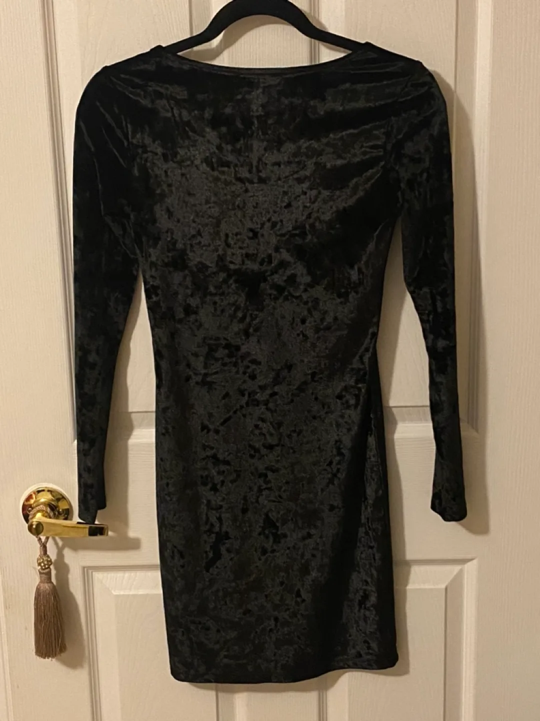 Classic Black Velvet Dress! image indicator(2)