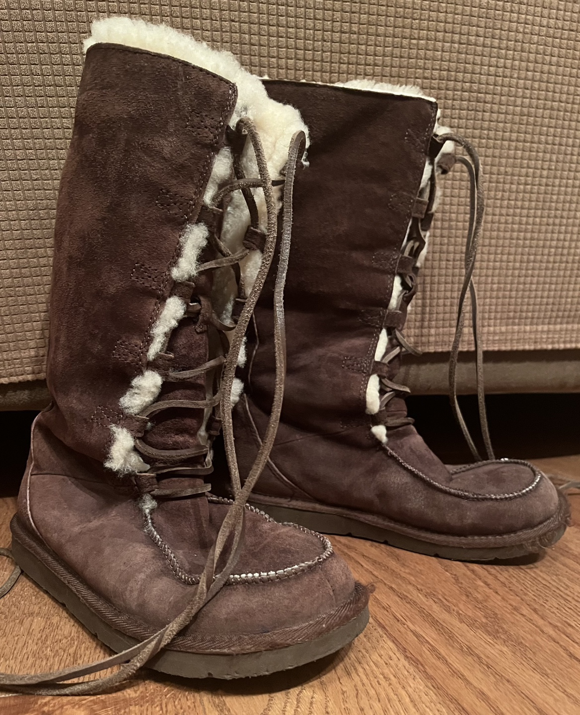 Ladies UGG Uptown Lace Up Boots