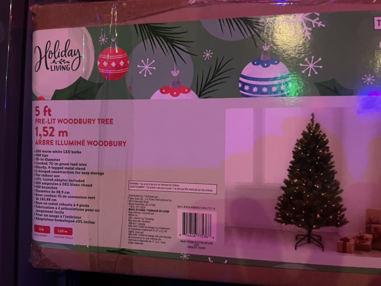 5 ft Pre-Lit Woodbury Tree - photo 2