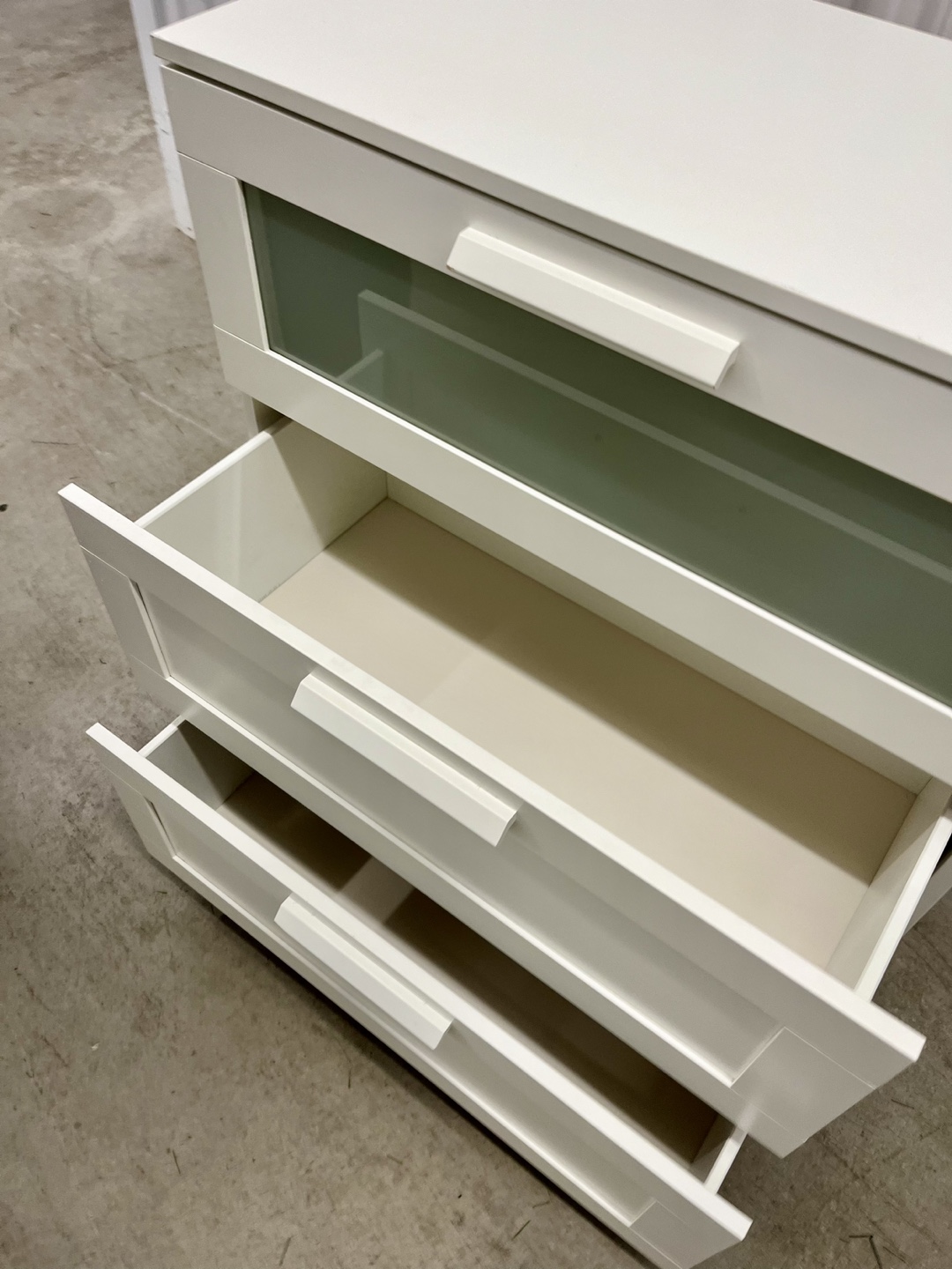 IKEA Dresser White - photo 3