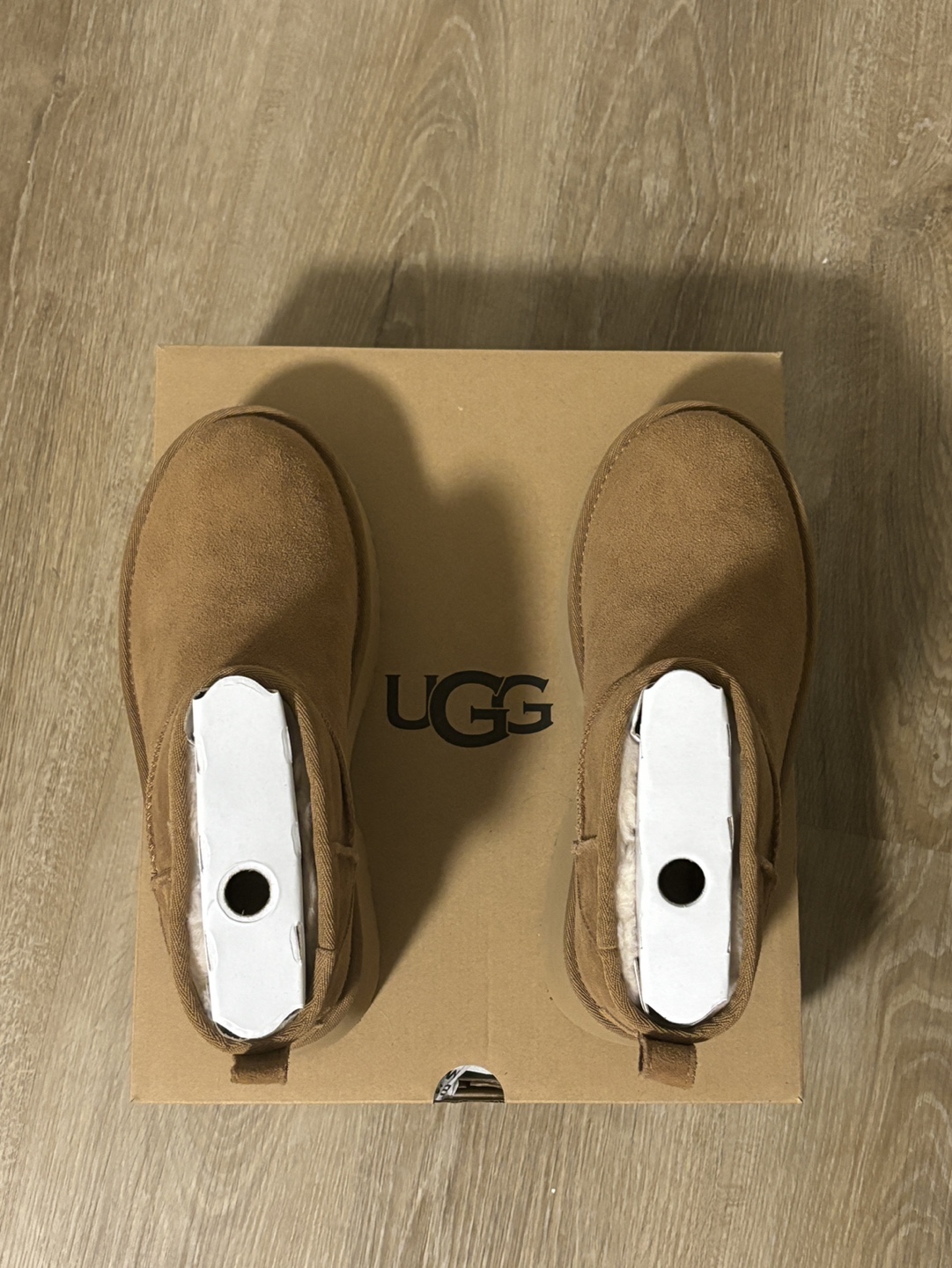 UGG boots size 8 - photo 3
