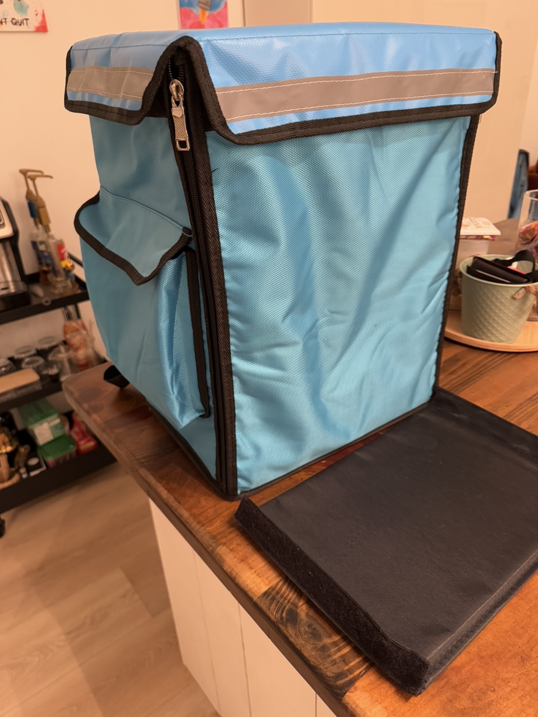 Insulated bag pack for deliveries - photo 2