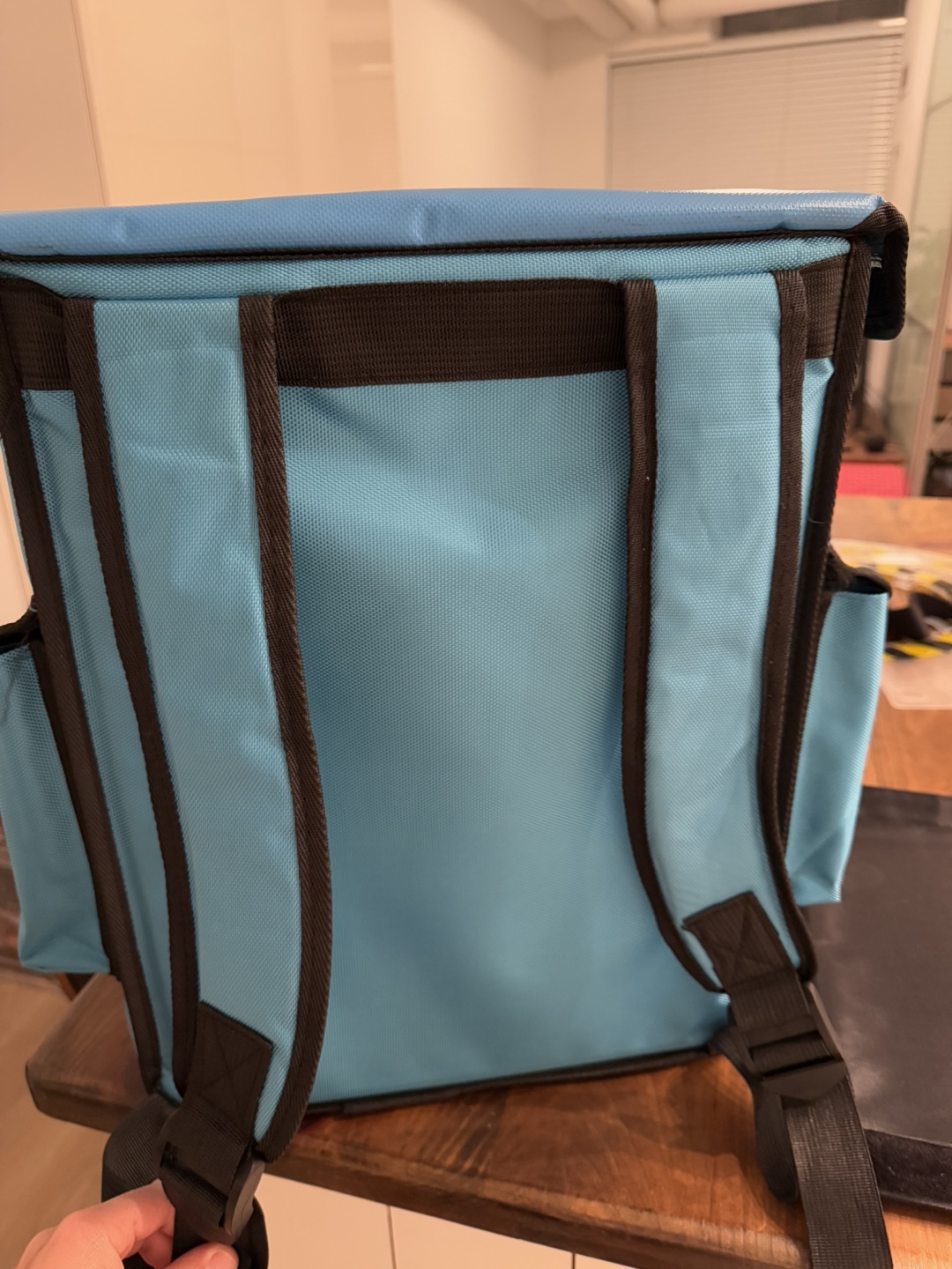 Insulated bag pack for deliveries - photo 3