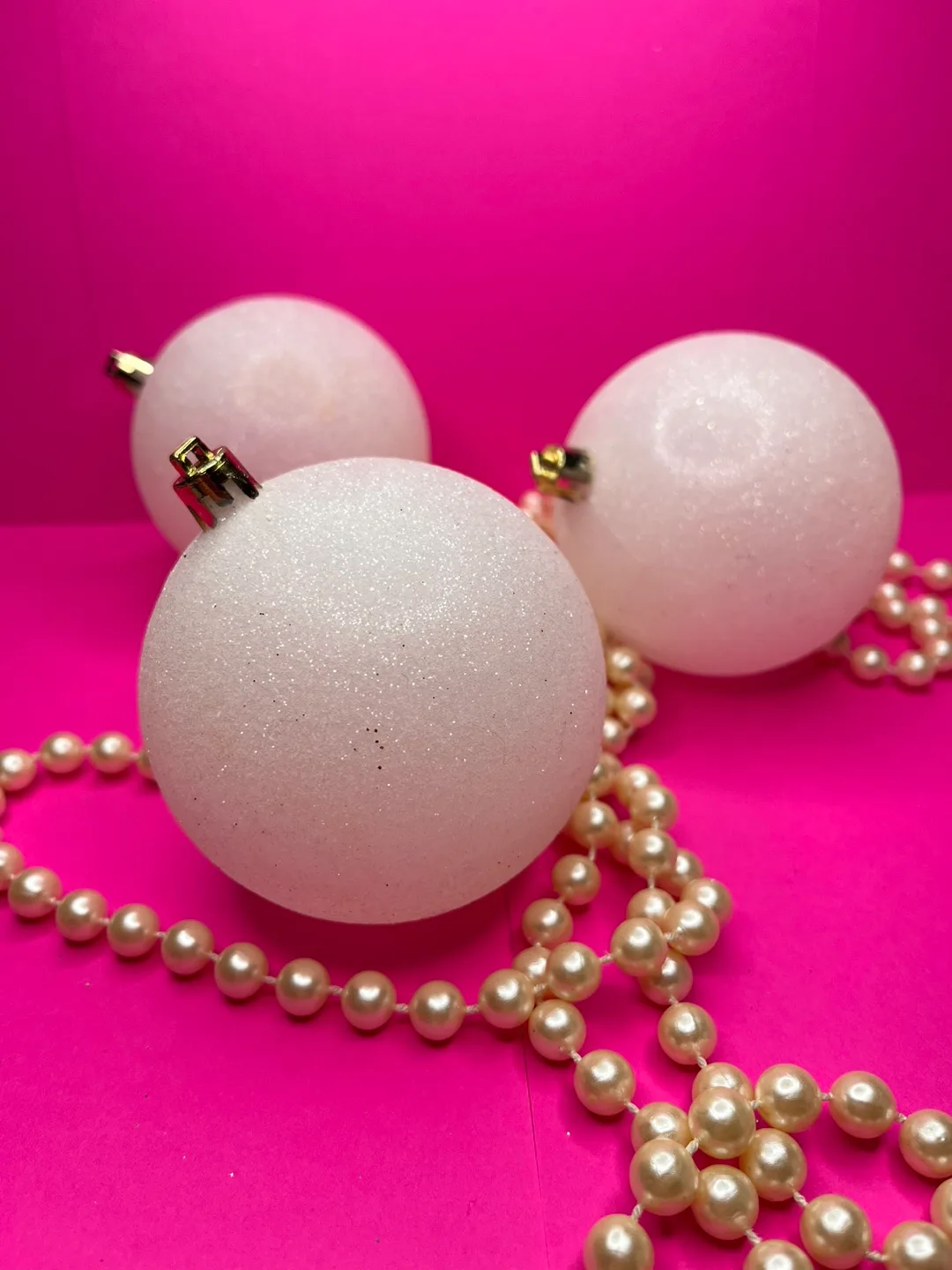 Set of 3 White Glitter Christmas Ornaments image indicator(4)