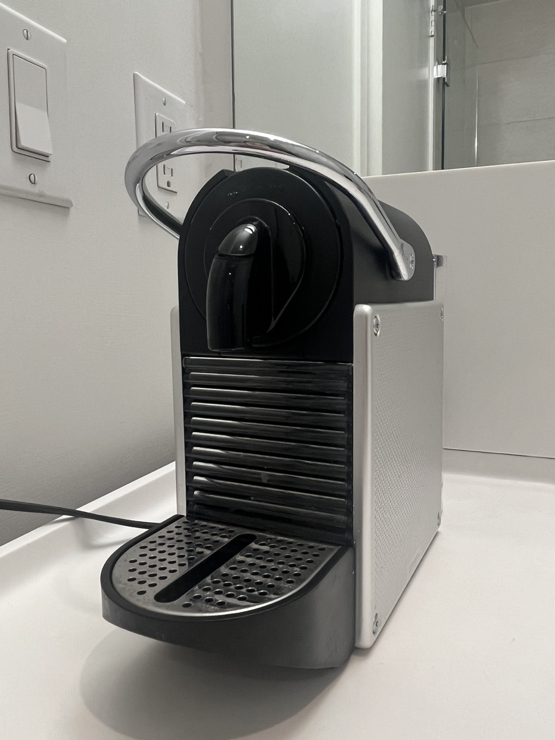 Nespresso Pixie Coffee Machine