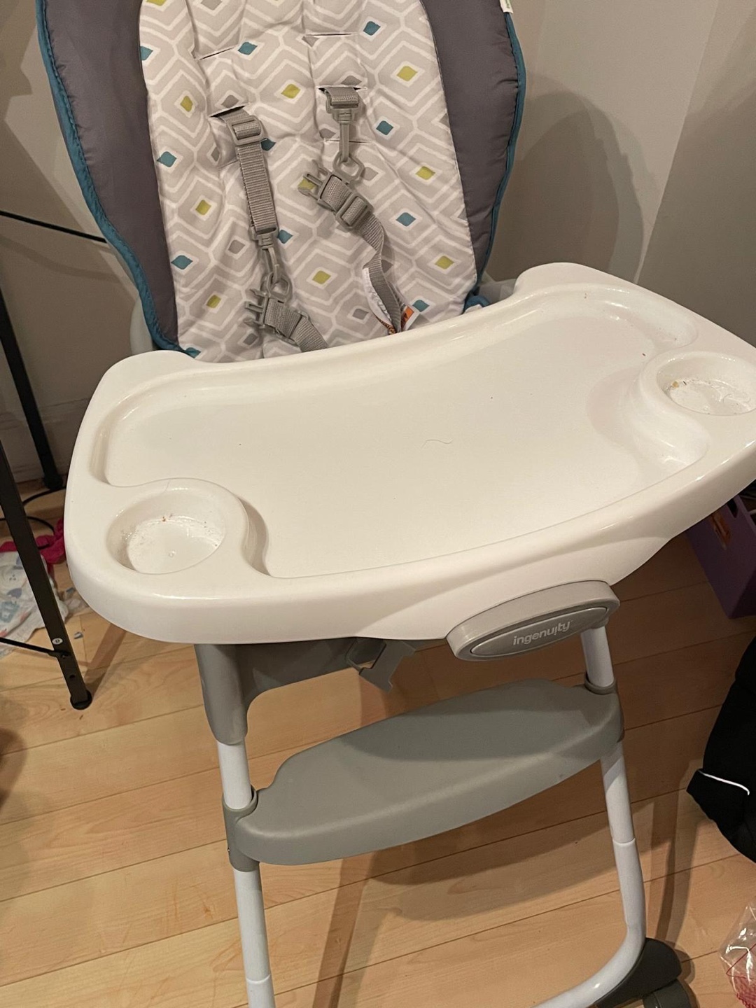 High chair - photo 2
