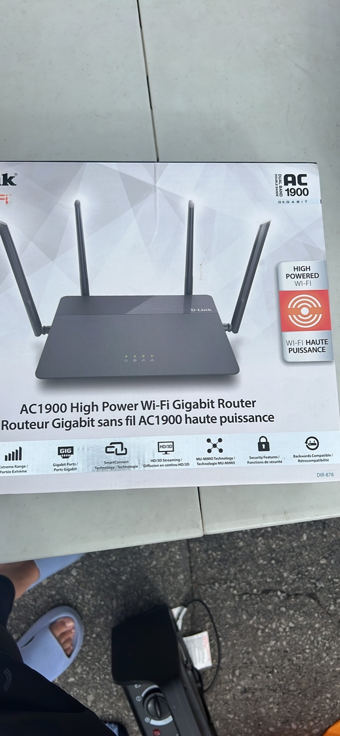 D-Link AC1900 High Power Wi-Fi Gigabit Router DIR-878