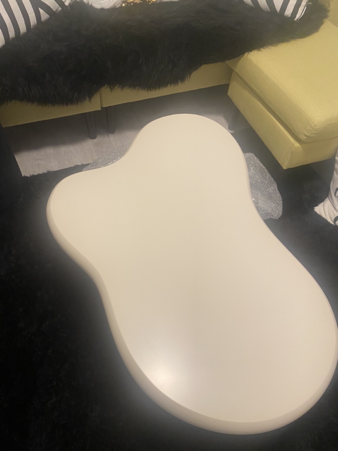 Cream Coffee Table - photo 4