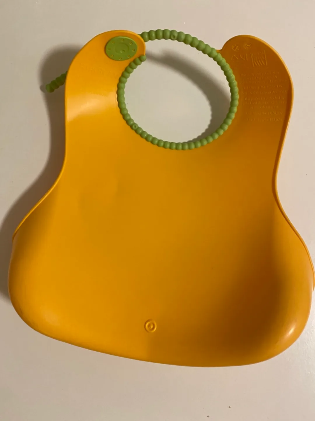 BabyBjorn Silicone Bib image indicator(2)