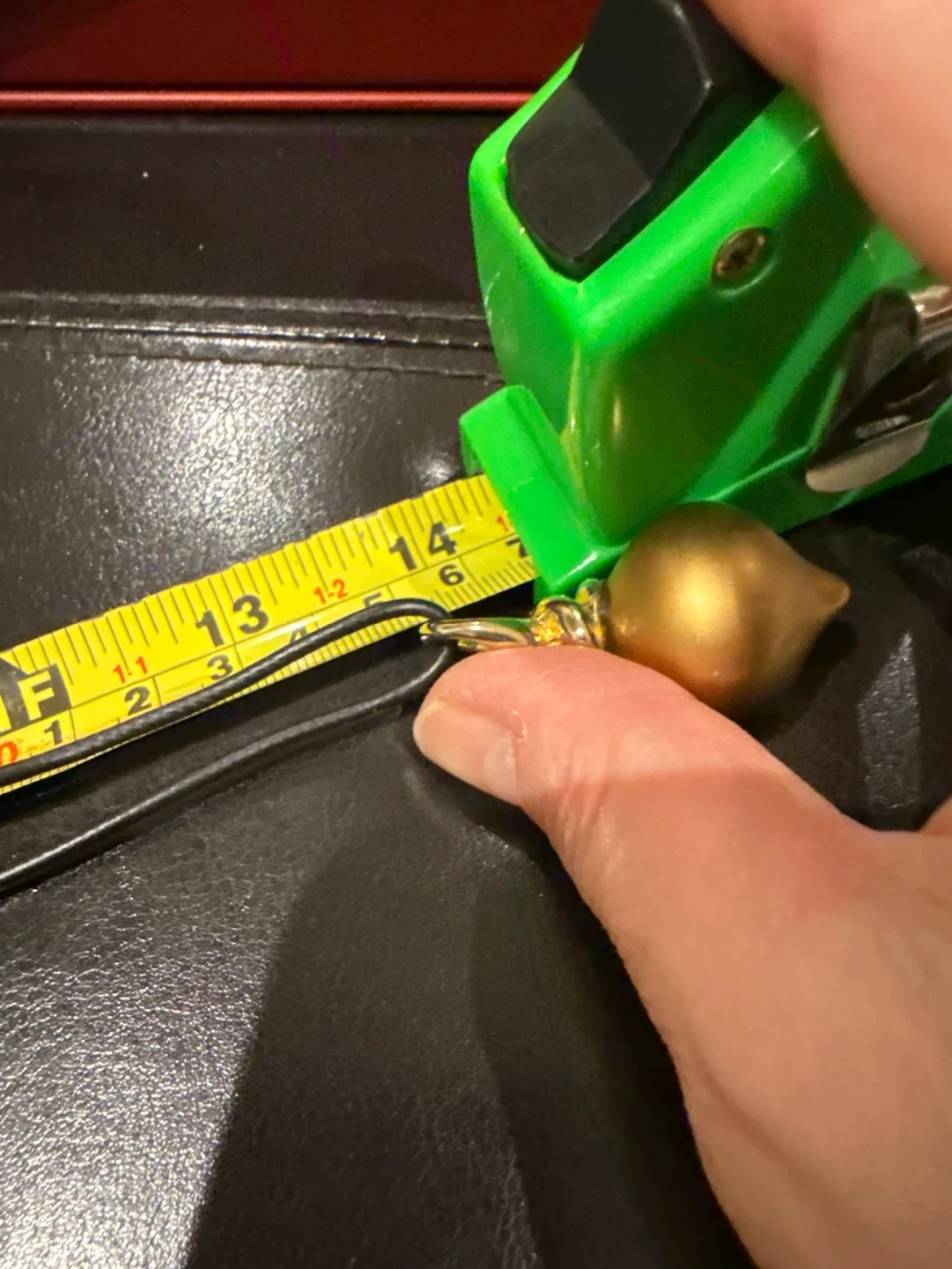 Gold Tone Necklace and Earring Set image indicator(4)