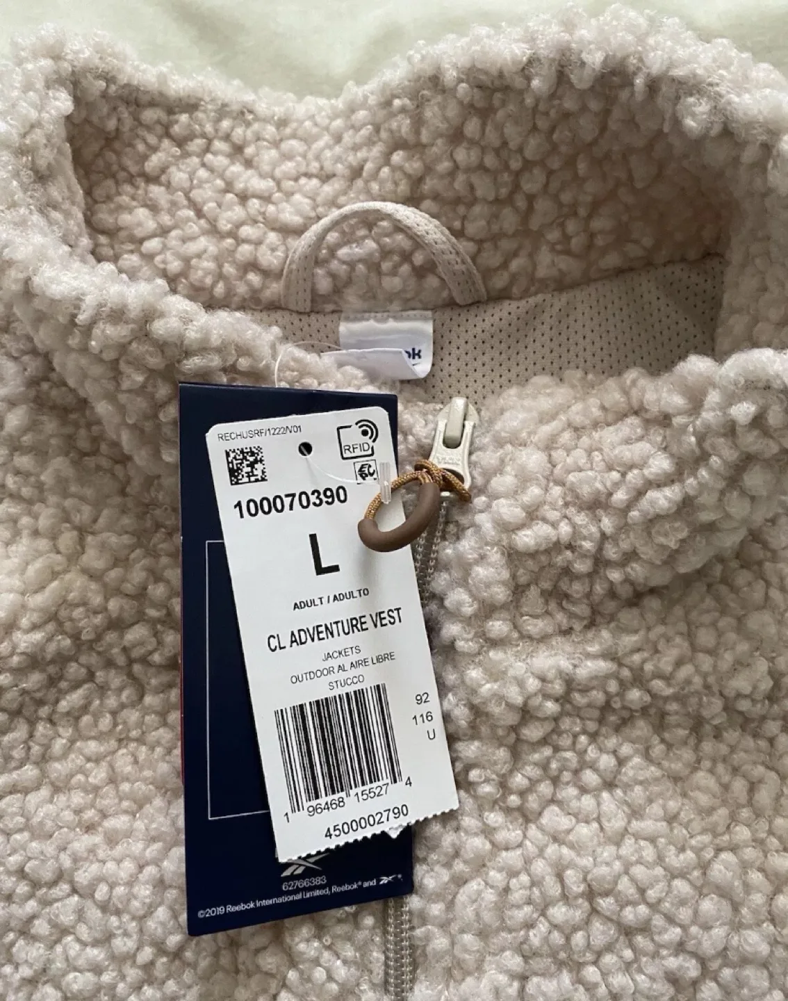 Reebok Classics Adventure Vest Color: Stucco image indicator(3)
