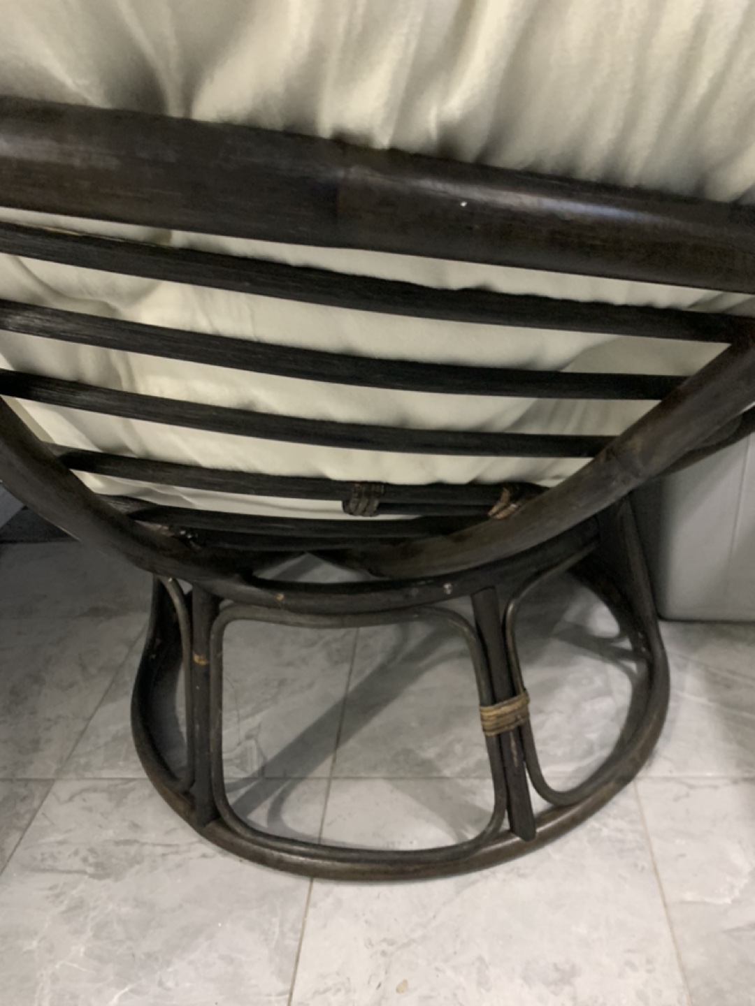 Papasan chair cream cushion