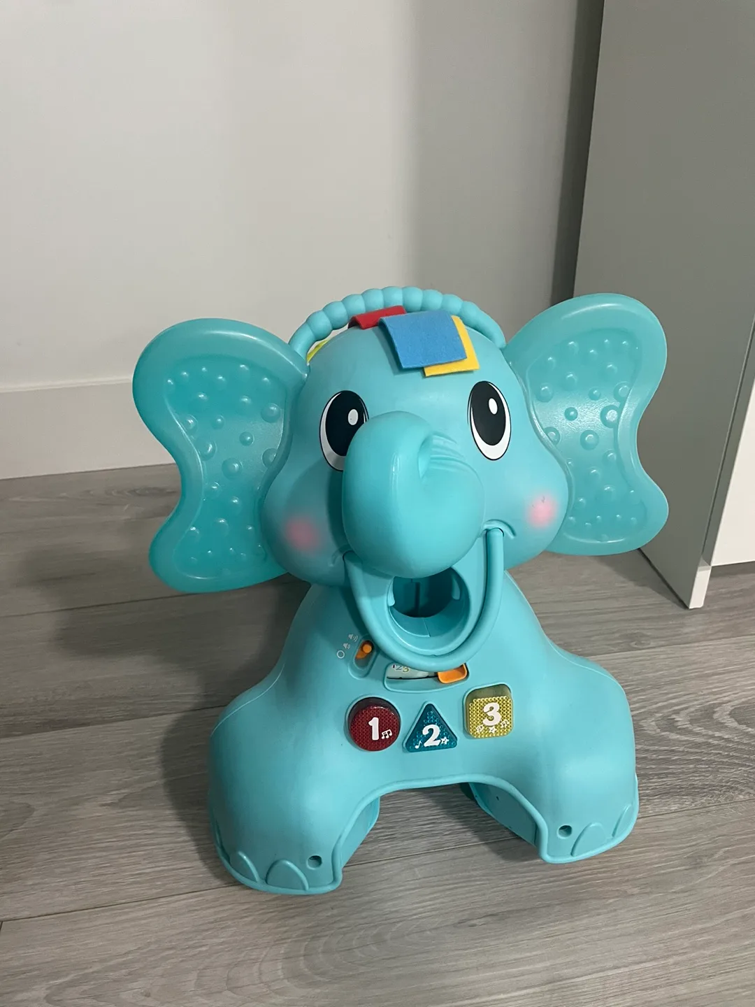 Elephant Toddler Ride #freecycle thumbnail