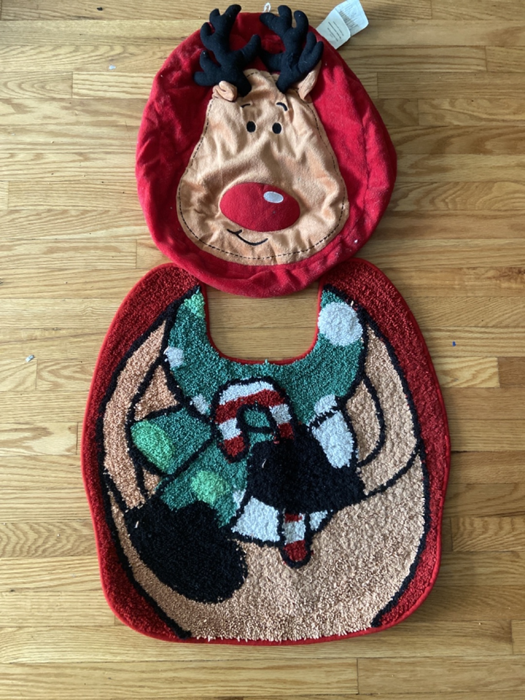 Reindeer Toilet Seat Cover and Rug