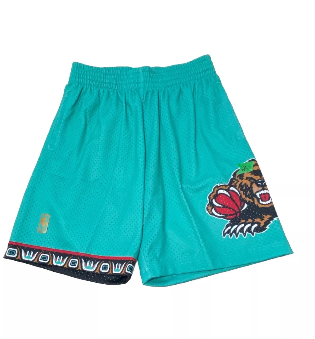 Mitchell & Ness Hardwood Classics Vancouver Grizzlies Shorts