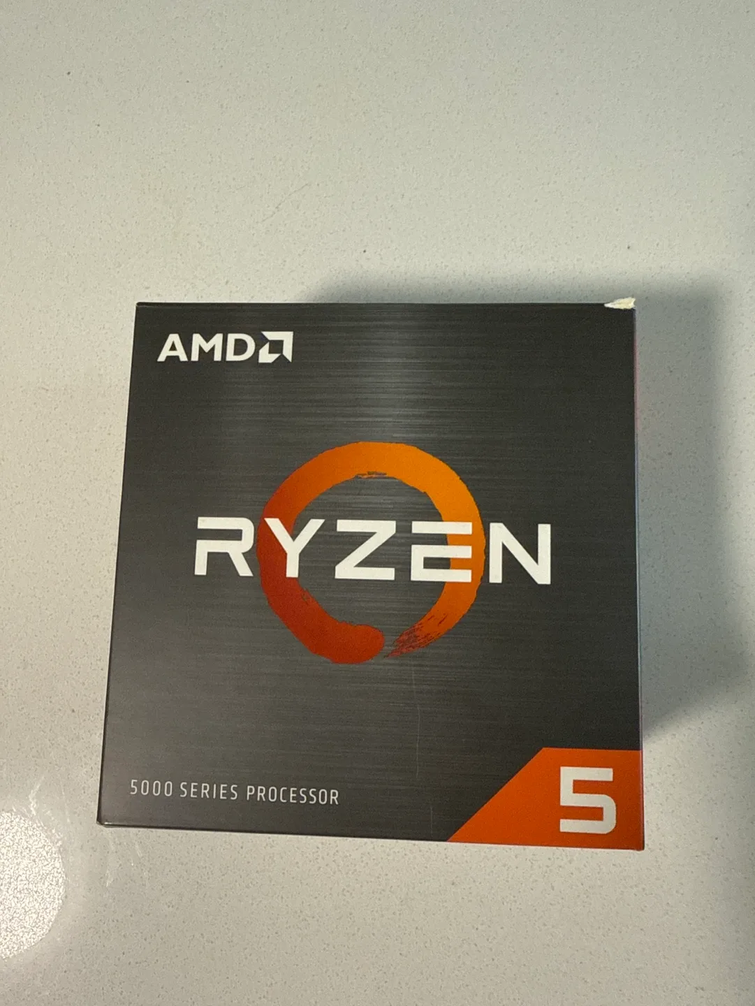 AMD Ryzen 5 5600X CPU image indicator(3)