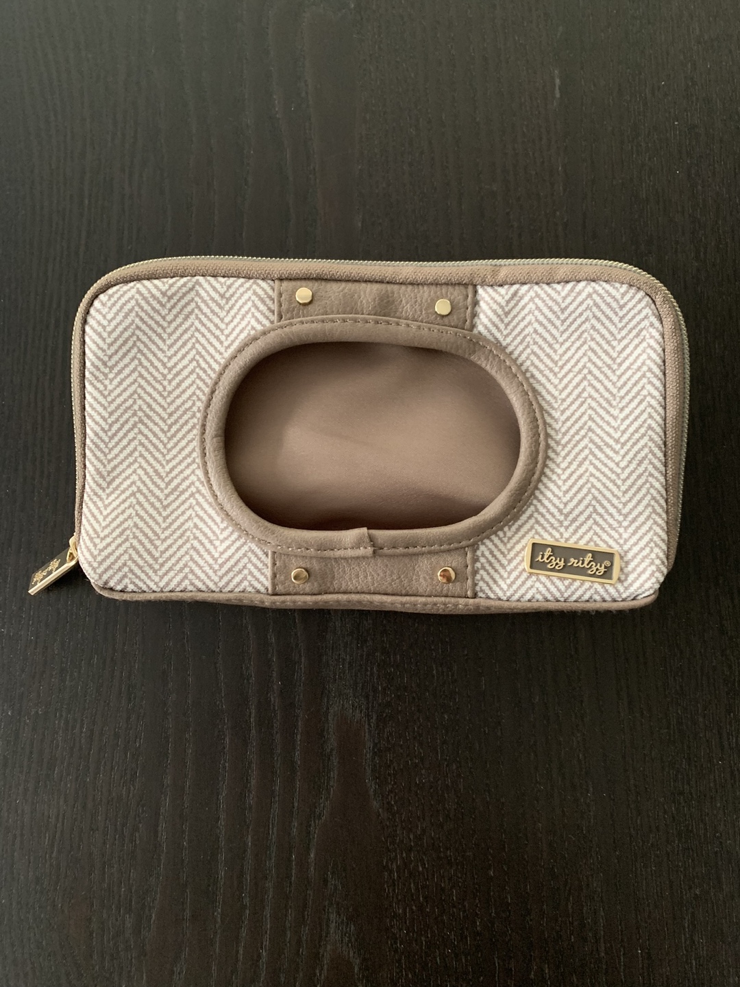Itzy Ritzy Portable Wipe Case - photo 2