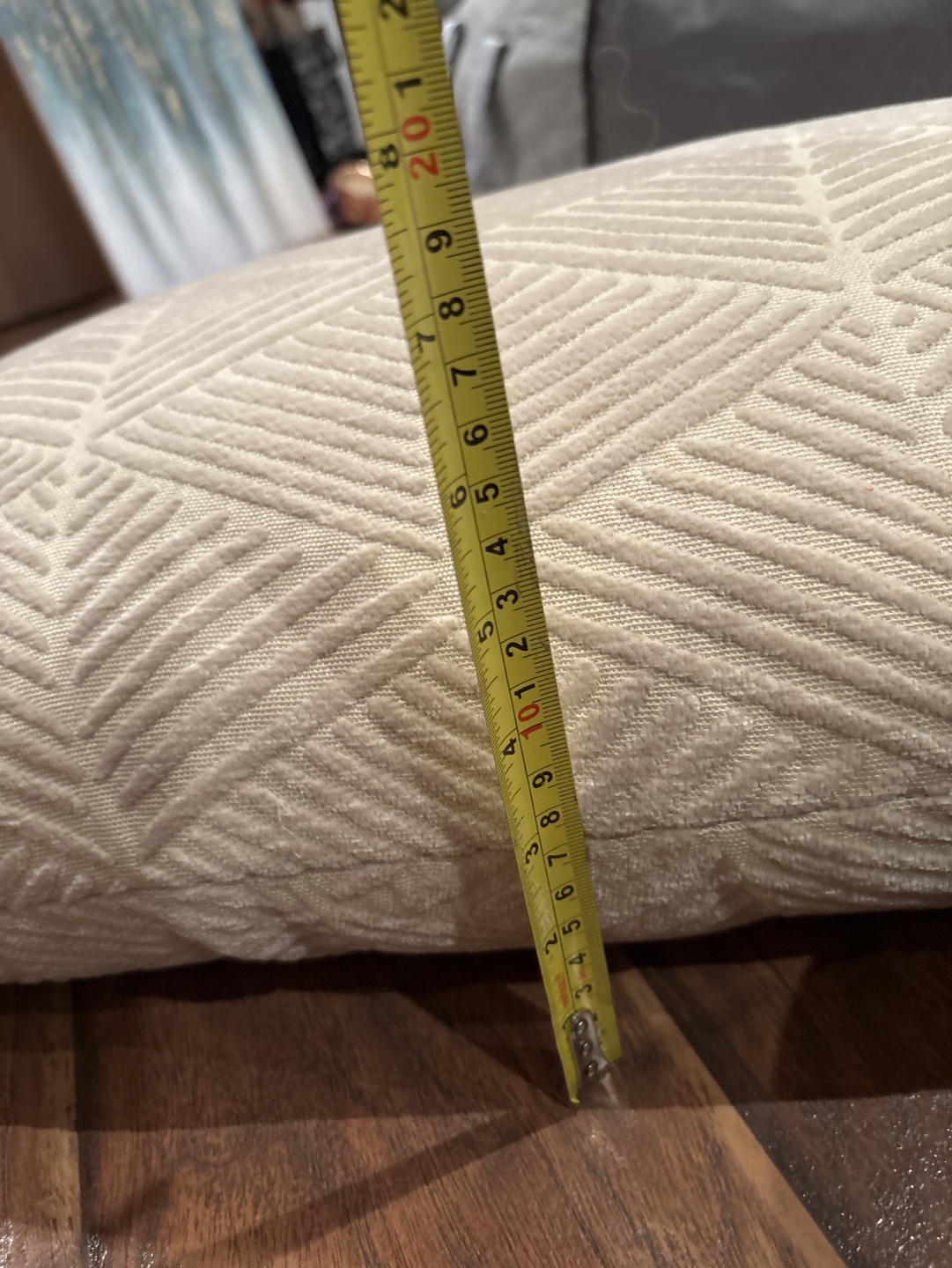 White Geometric Pillow - photo 3
