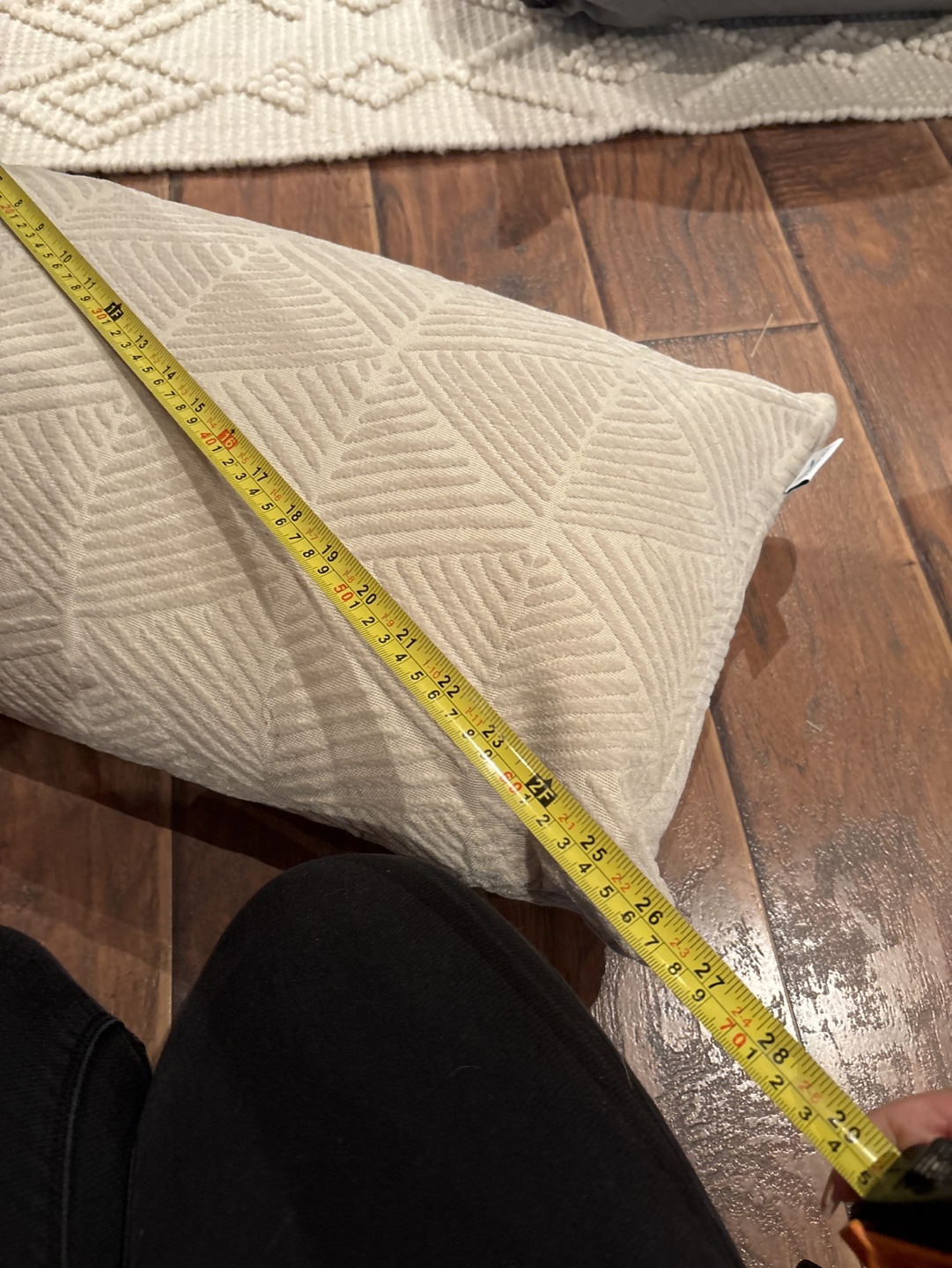 White Geometric Pillow - photo 2