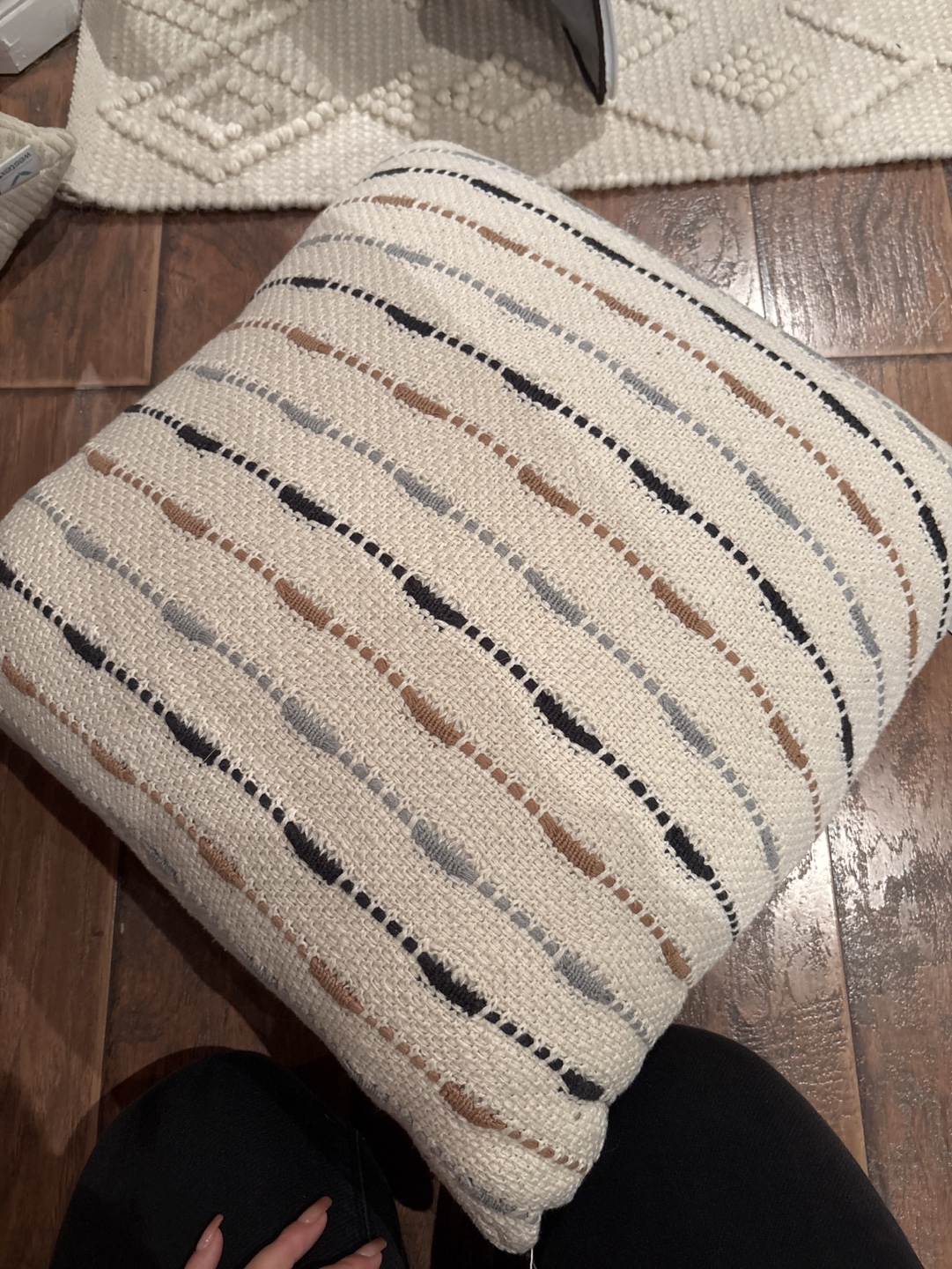 Decorative Pillow - photo 2