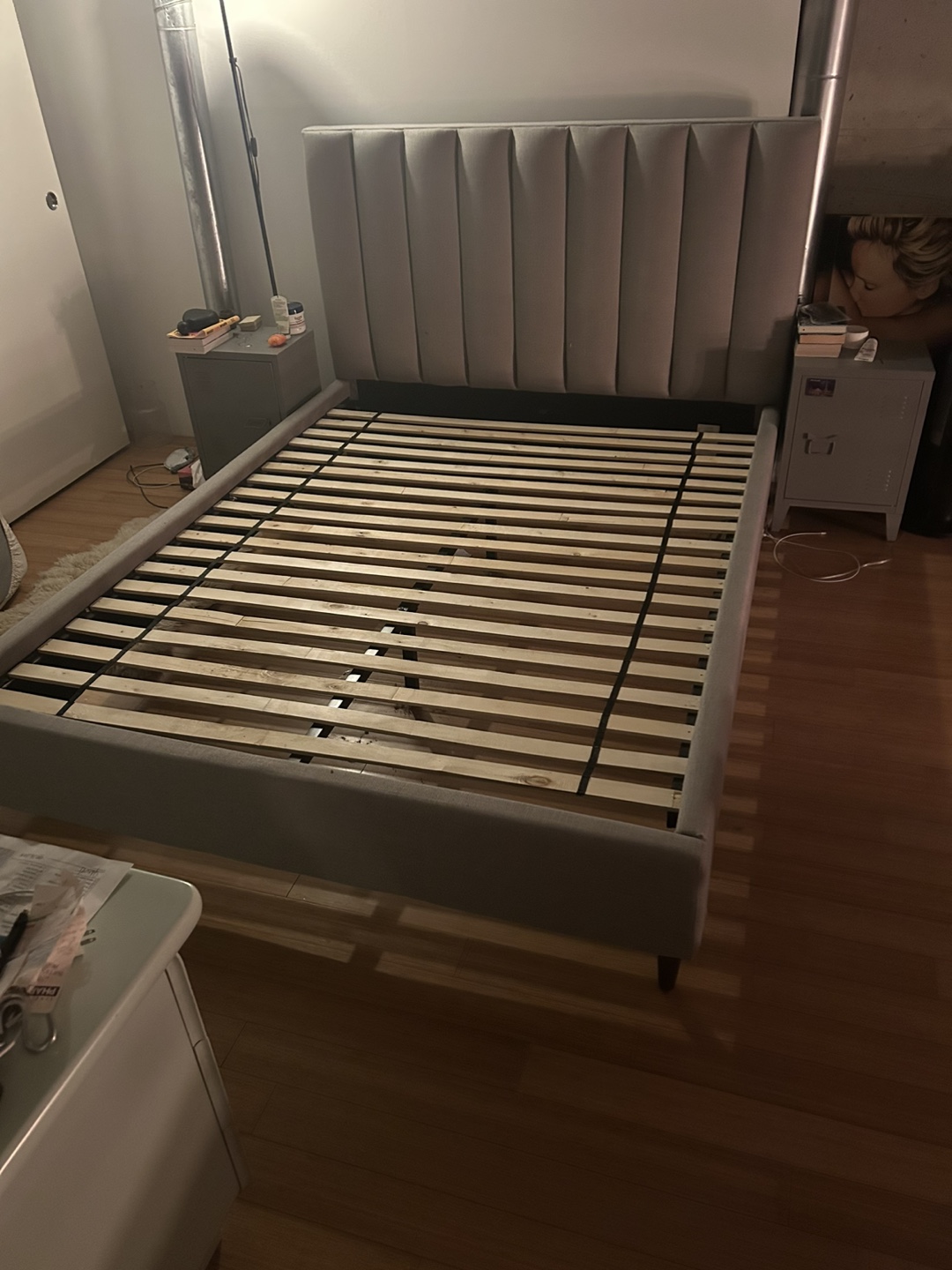 Kort & Co Queen bed frame - photo 2